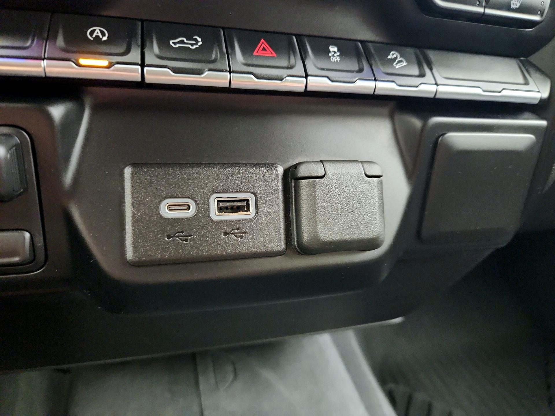 Thumbnail: 2021 Chevrolet Silverado 1500 - 18