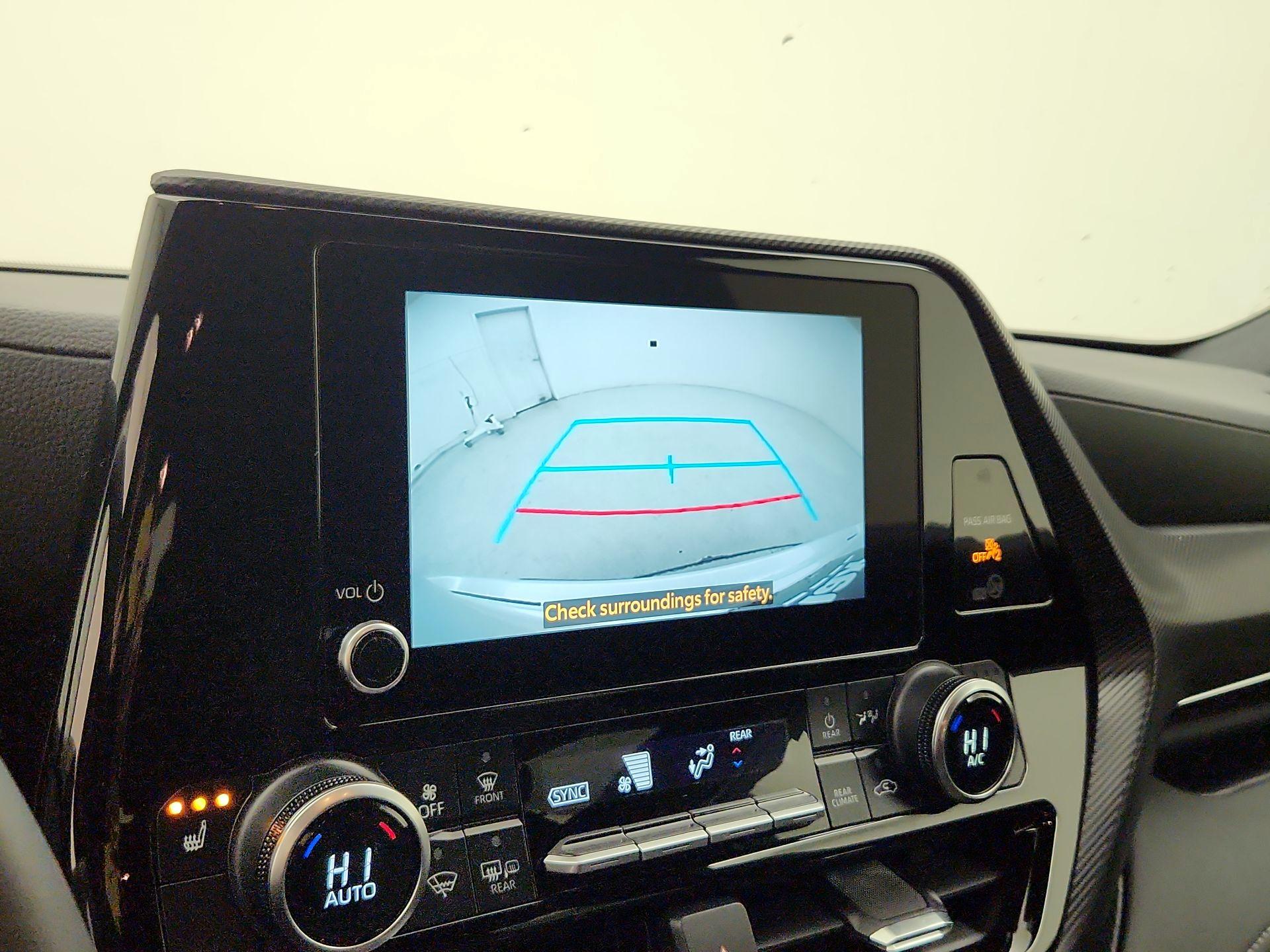 Thumbnail: 2024 Toyota Highlander - 14