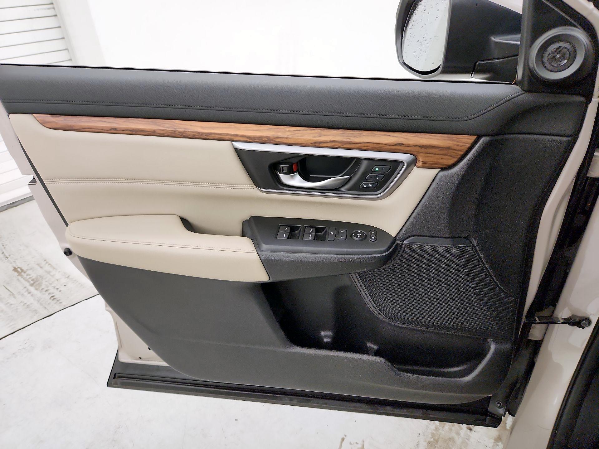 Thumbnail: 2018 Honda CR-V - 12