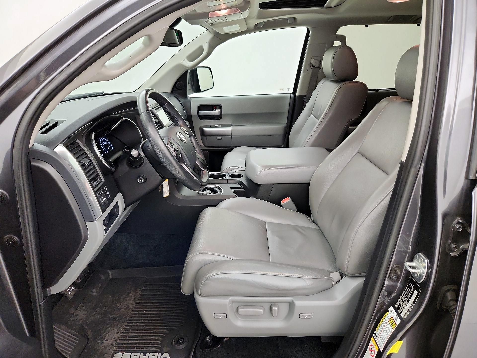Thumbnail: 2018 Toyota Sequoia - 11