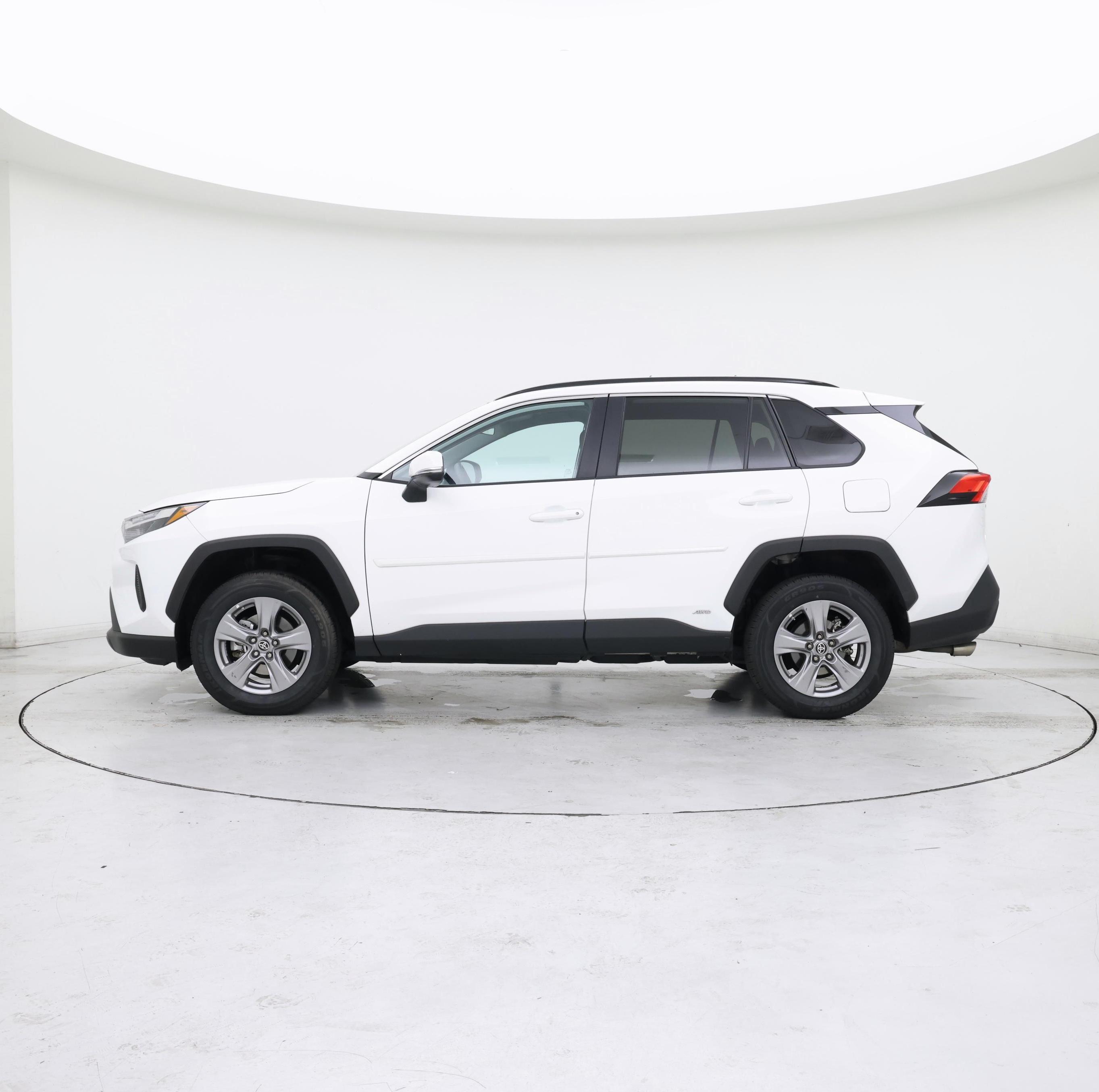 Thumbnail: 2023 Toyota RAV4 - 3