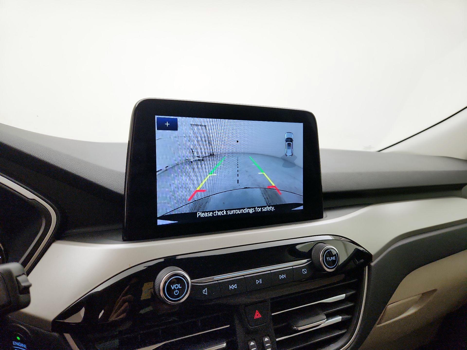 Thumbnail: 2022 Ford Escape - 15