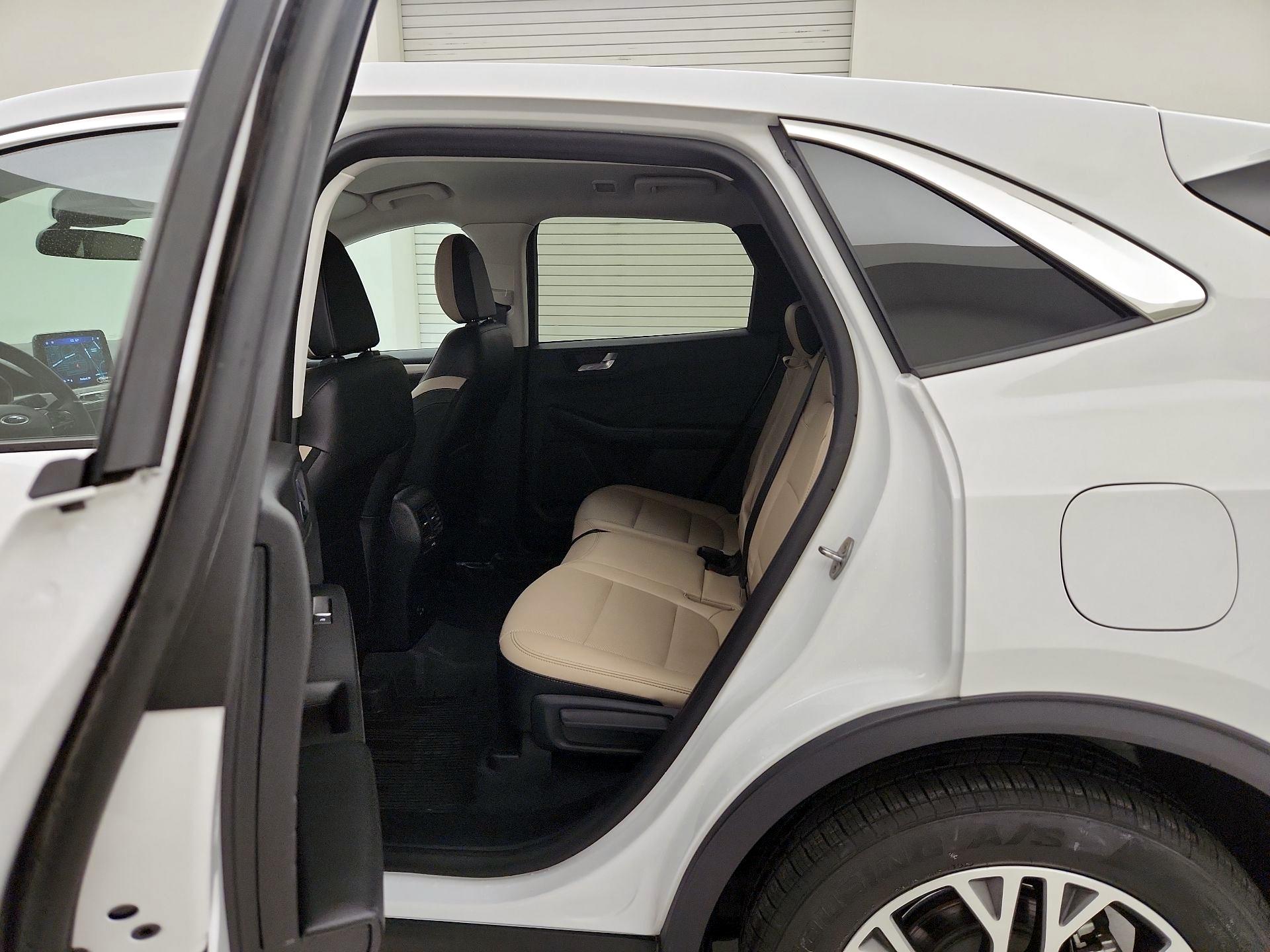 Thumbnail: 2022 Ford Escape - 20