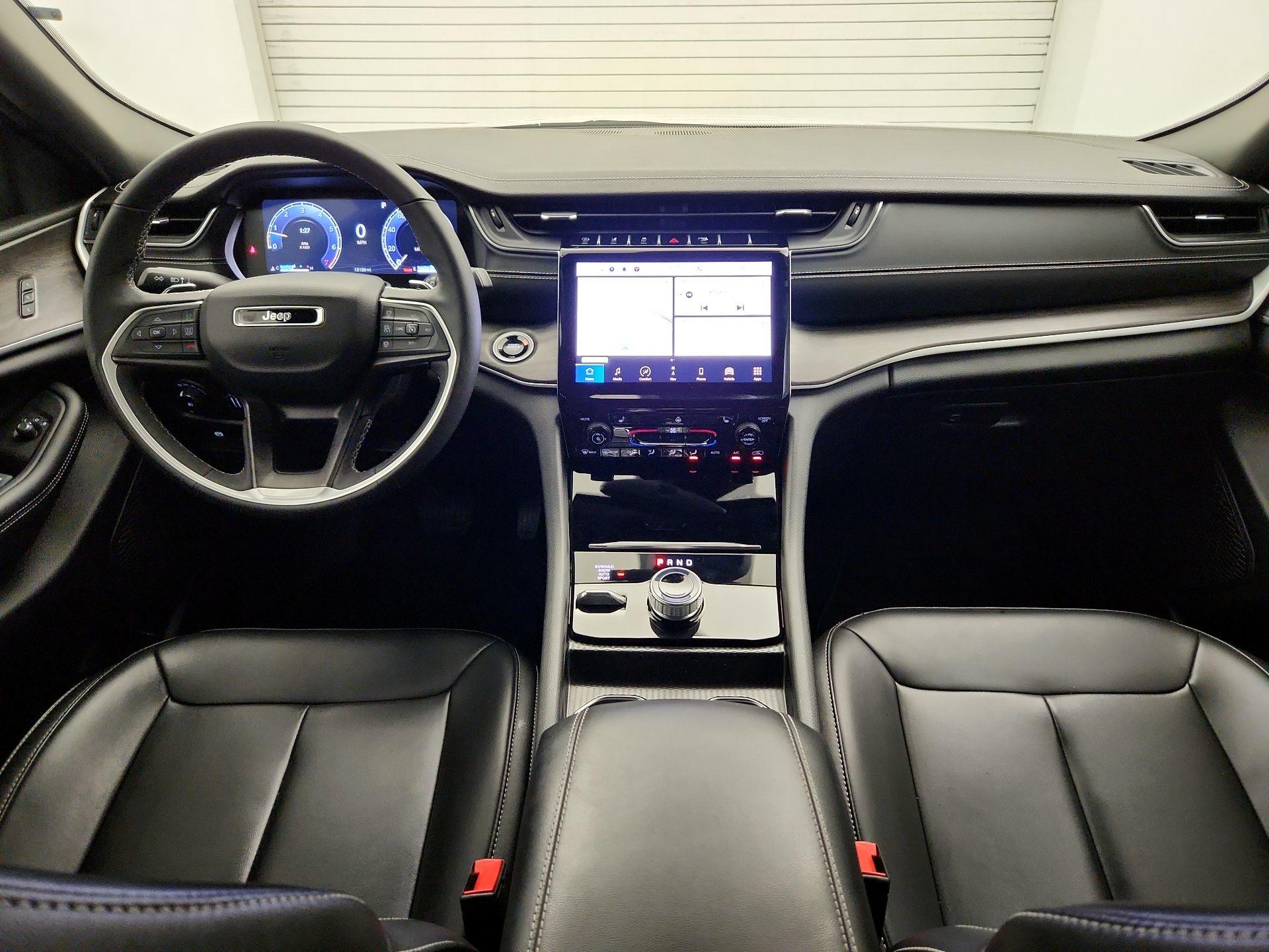 Thumbnail: 2024 Jeep Grand Cherokee - 9