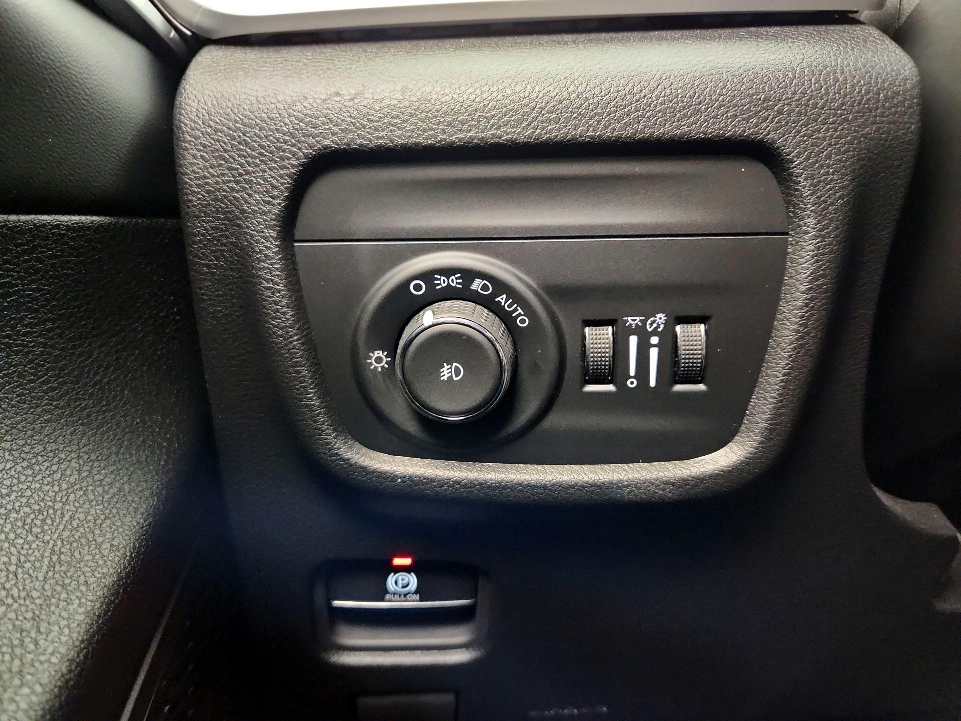 Thumbnail: 2024 Jeep Grand Cherokee - 13