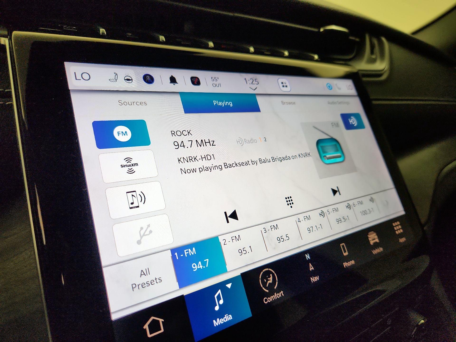 Thumbnail: 2024 Jeep Grand Cherokee - 16