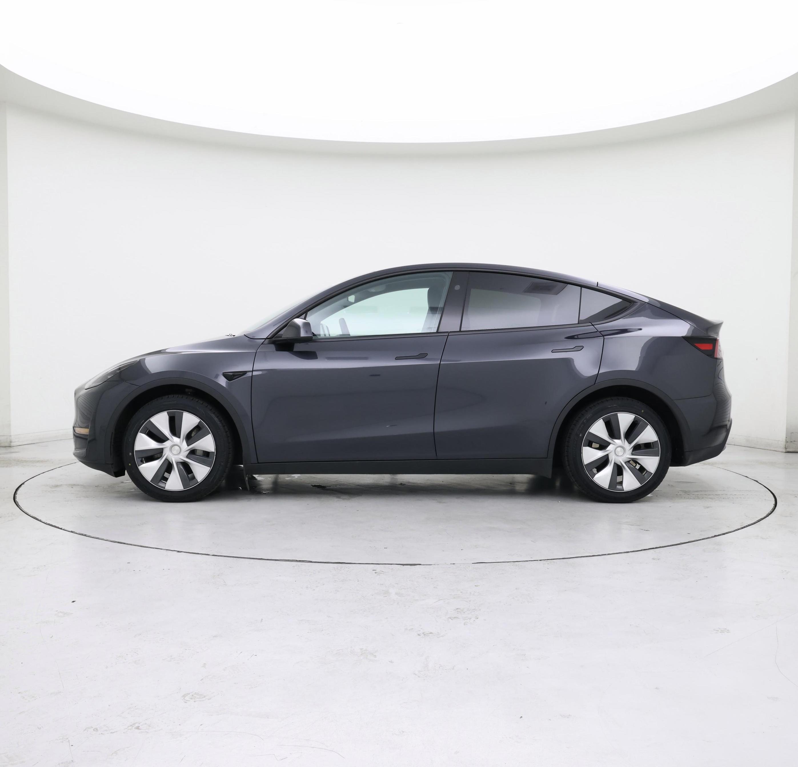 Thumbnail: 2024 Tesla Model Y - 3