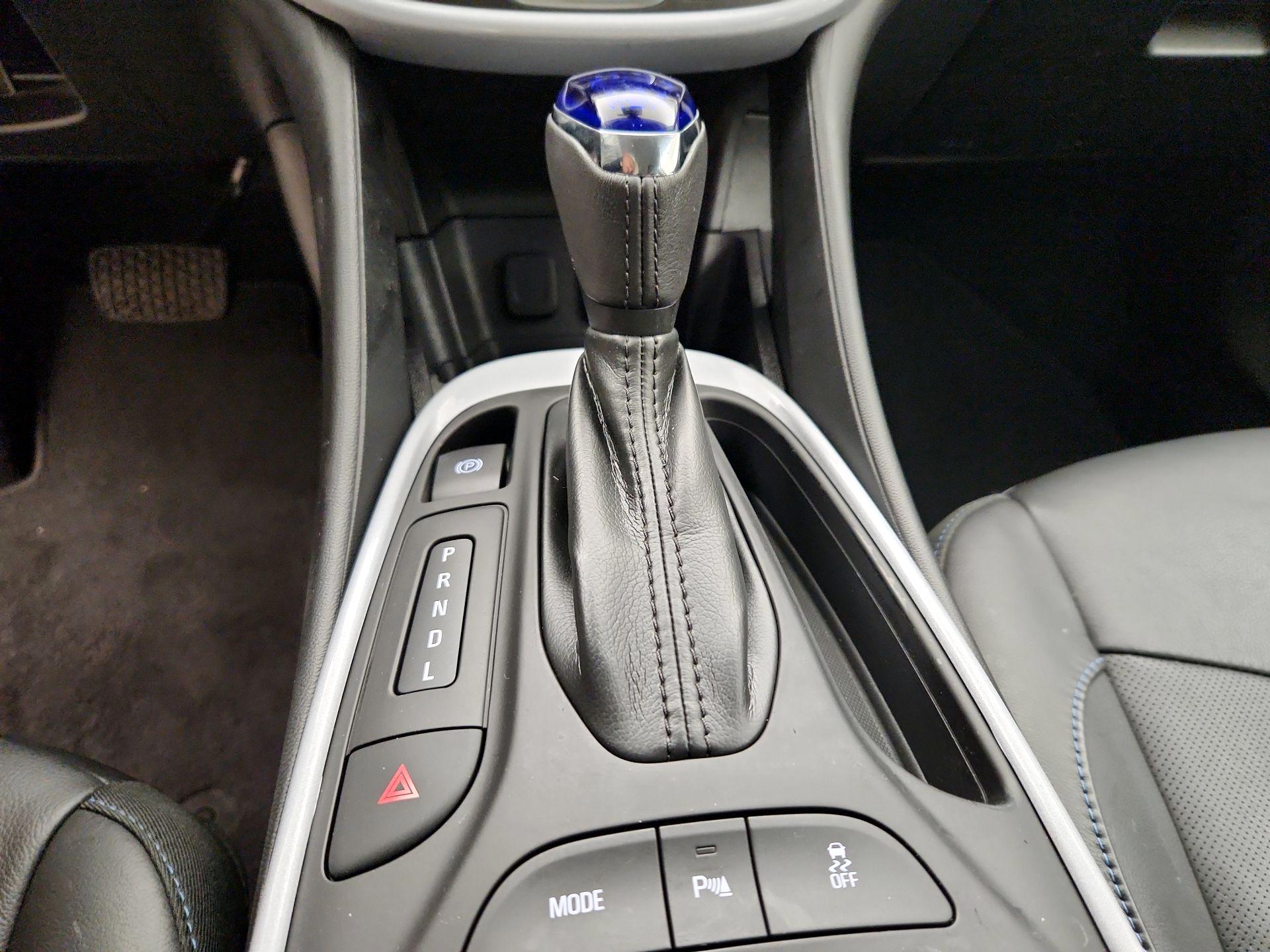 Thumbnail: 2018 Chevrolet Volt - 17