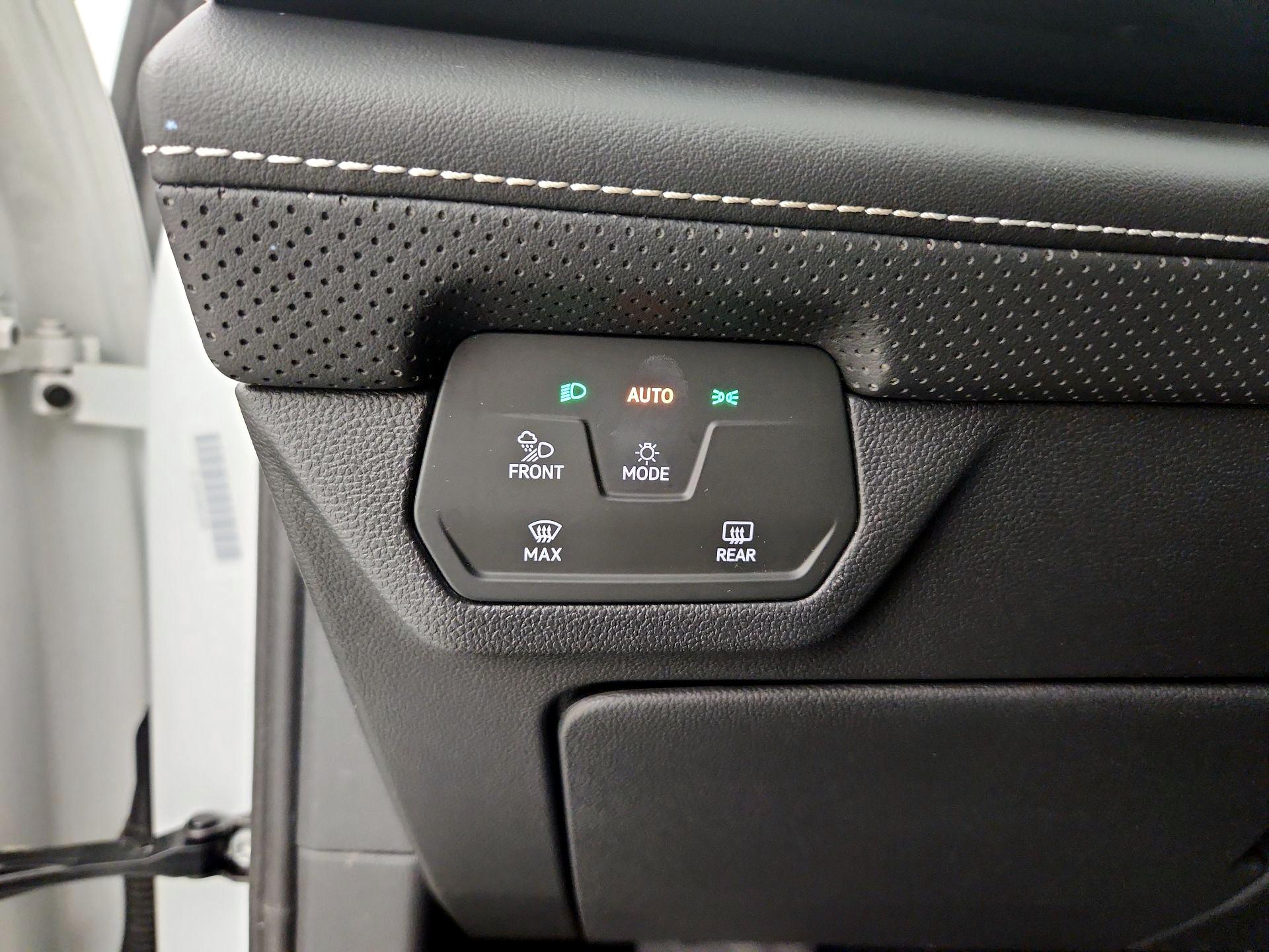 Thumbnail: 2024 Volkswagen Atlas - 13