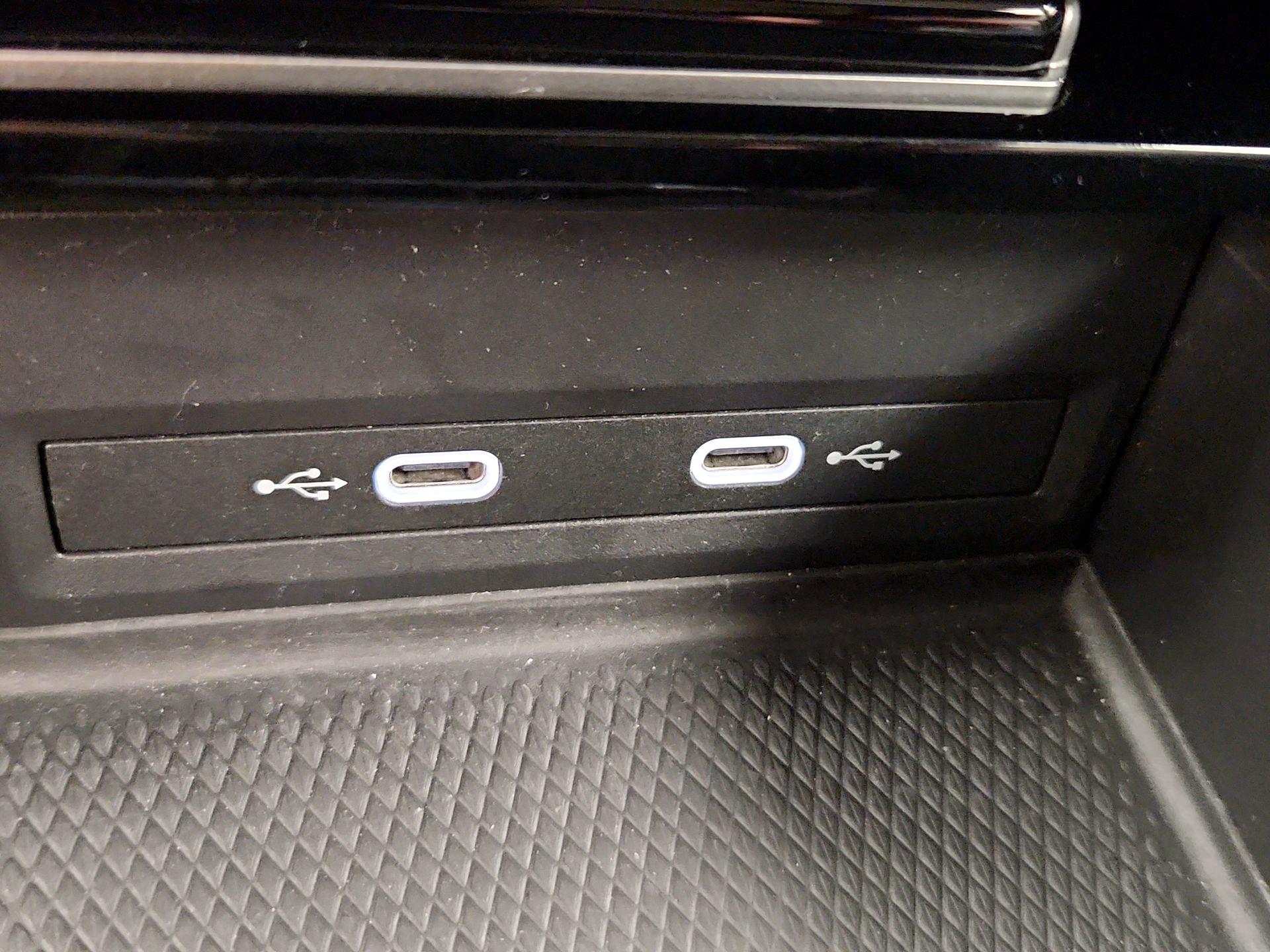 Thumbnail: 2024 Volkswagen Atlas - 18