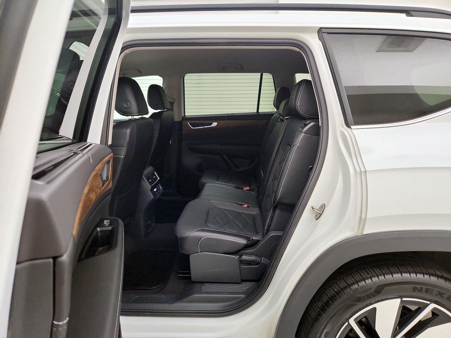 Thumbnail: 2024 Volkswagen Atlas - 19