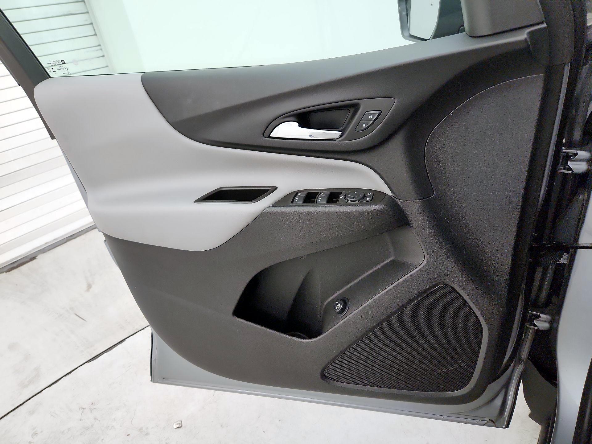 Thumbnail: 2023 Chevrolet Equinox - 12