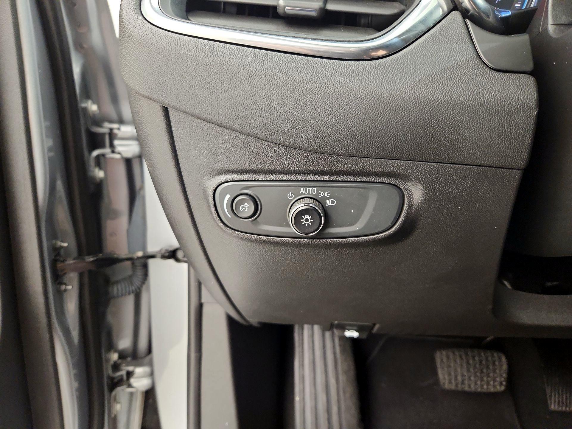 Thumbnail: 2023 Chevrolet Equinox - 13