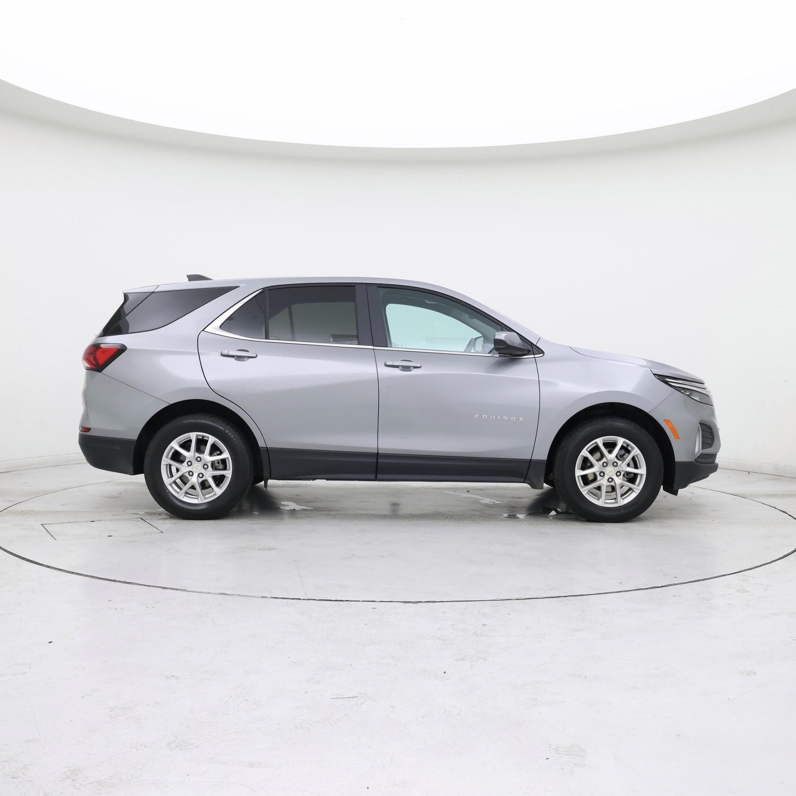 Thumbnail: 2023 Chevrolet Equinox - 7