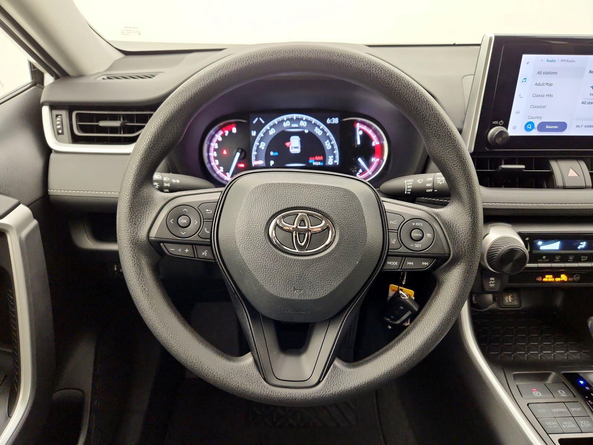 Thumbnail: 2023 Toyota RAV4 - 10