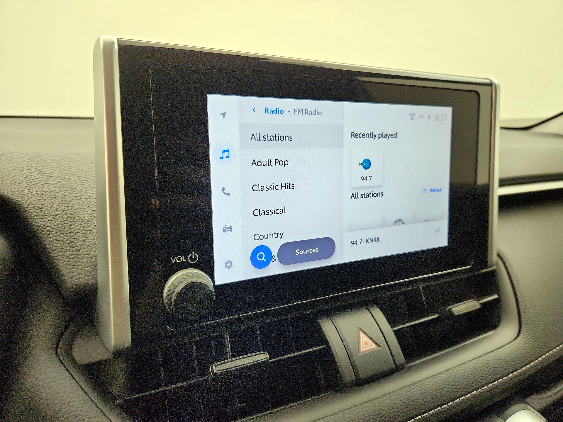 Thumbnail: 2023 Toyota RAV4 - 15