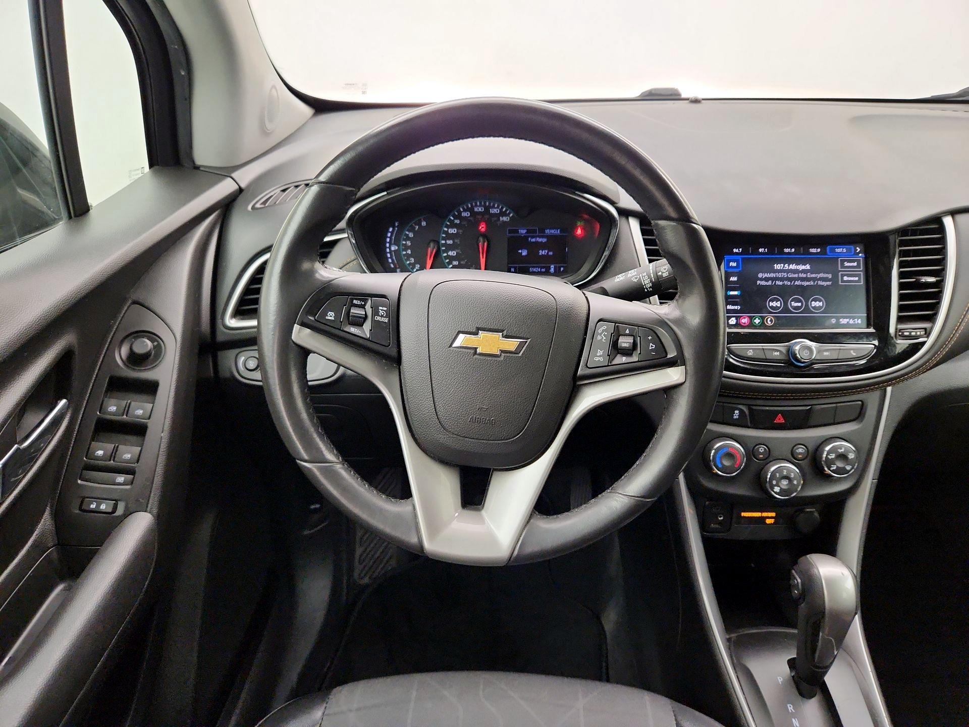 Thumbnail: 2020 Chevrolet Trax - 10