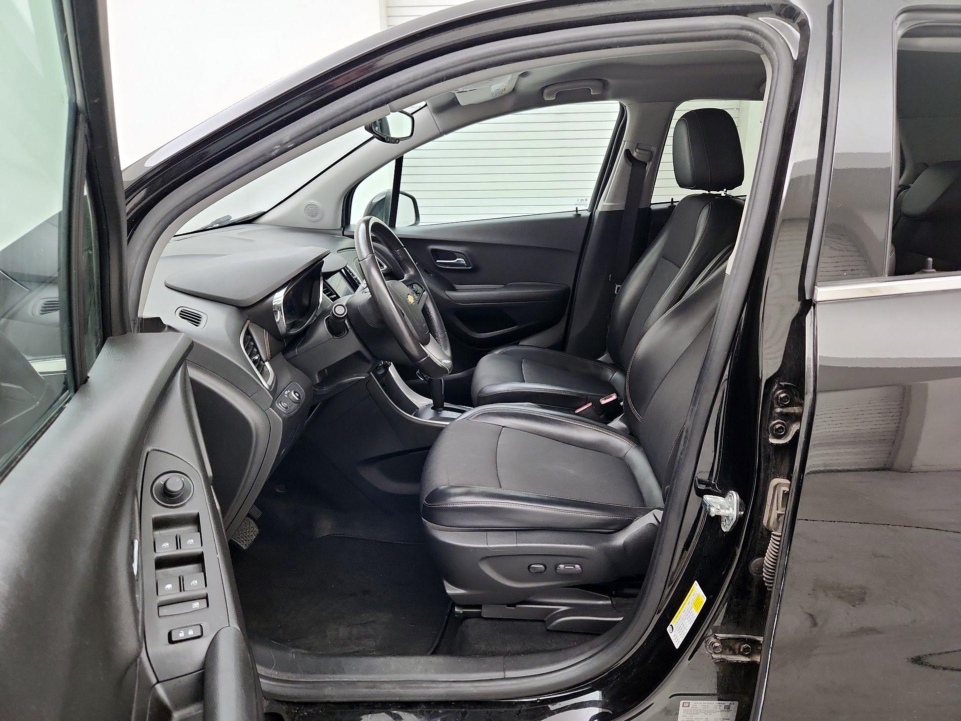 Thumbnail: 2020 Chevrolet Trax - 11