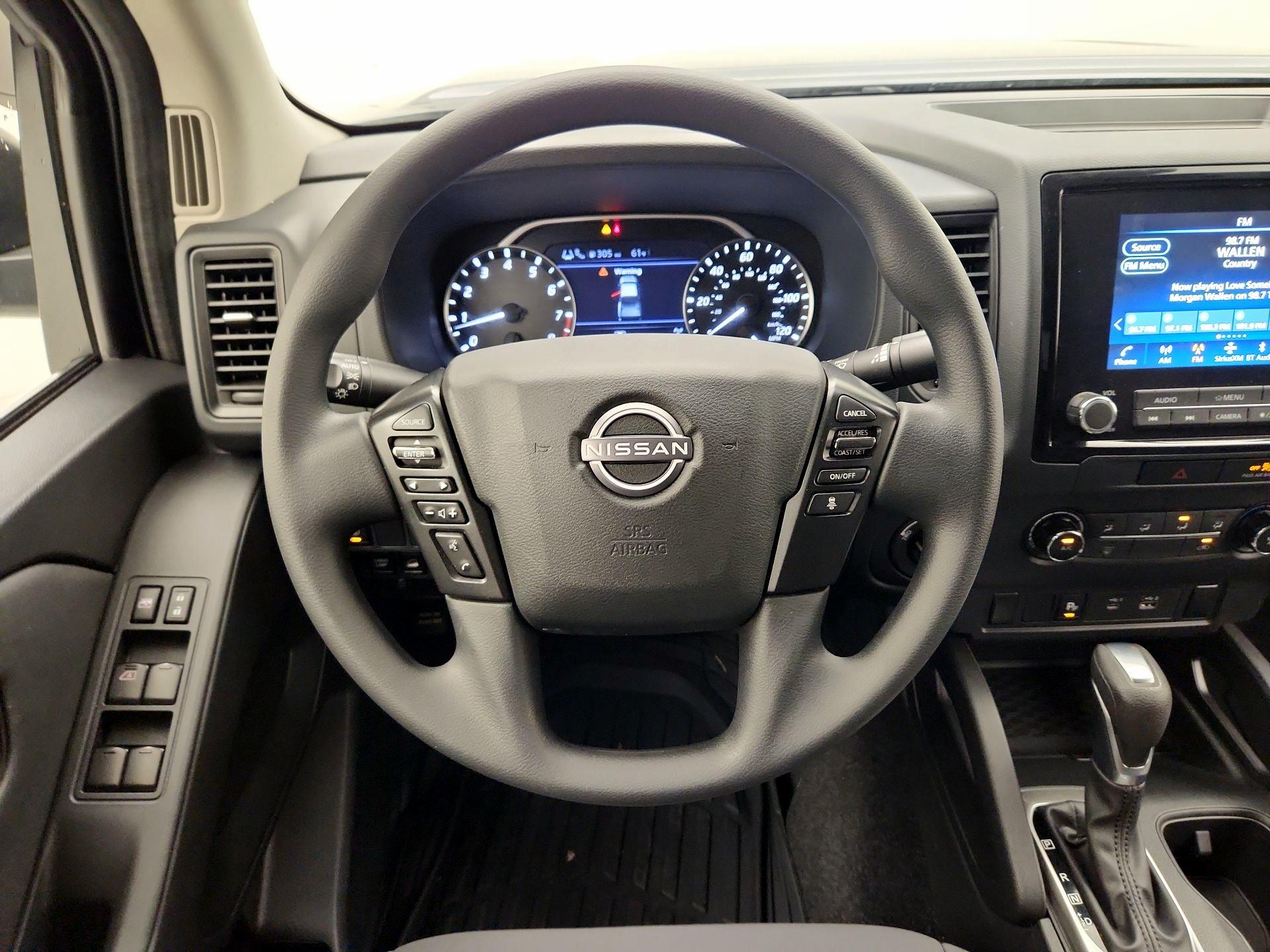 Thumbnail: 2022 Nissan Frontier - 10