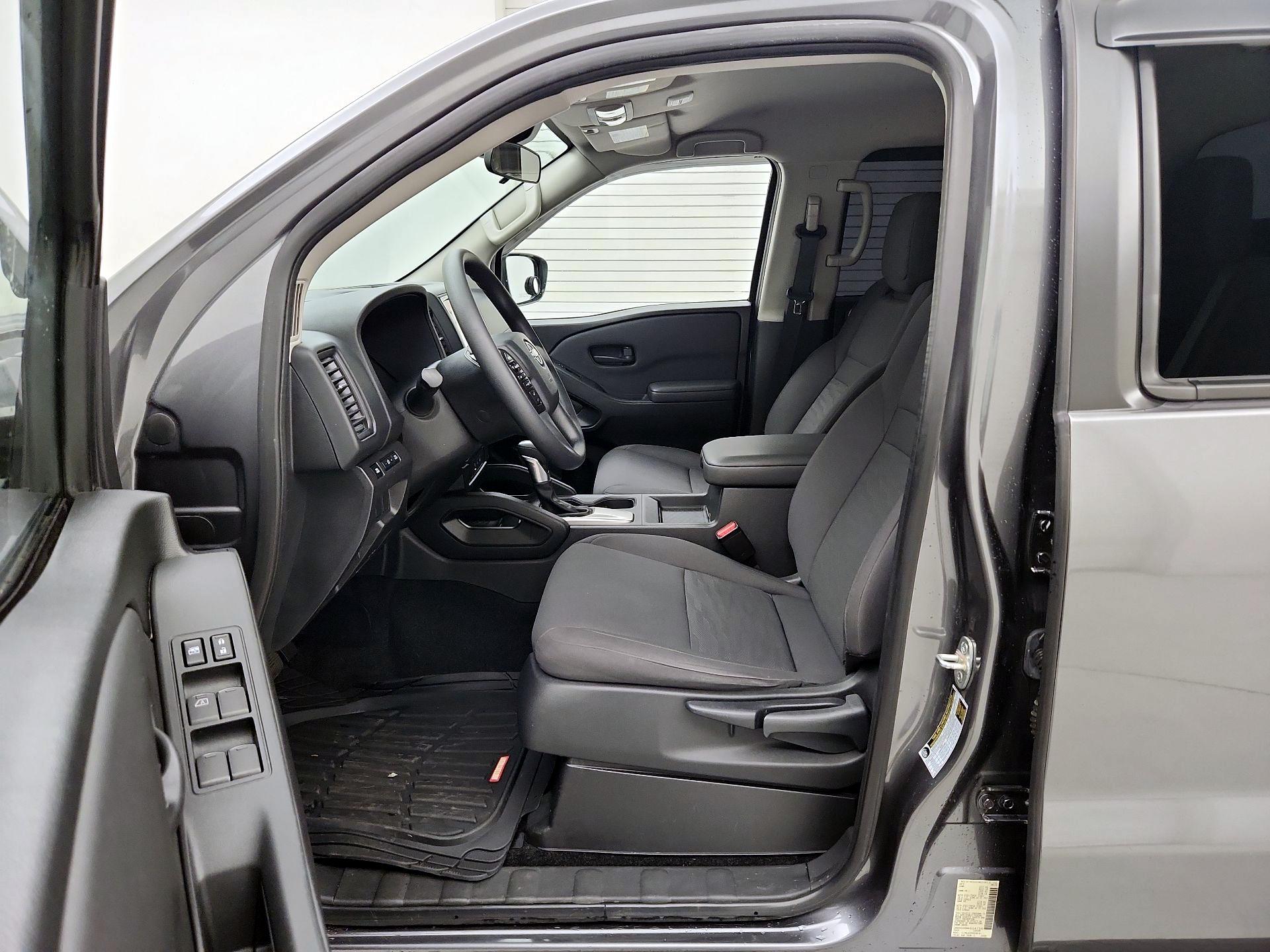 Thumbnail: 2022 Nissan Frontier - 11