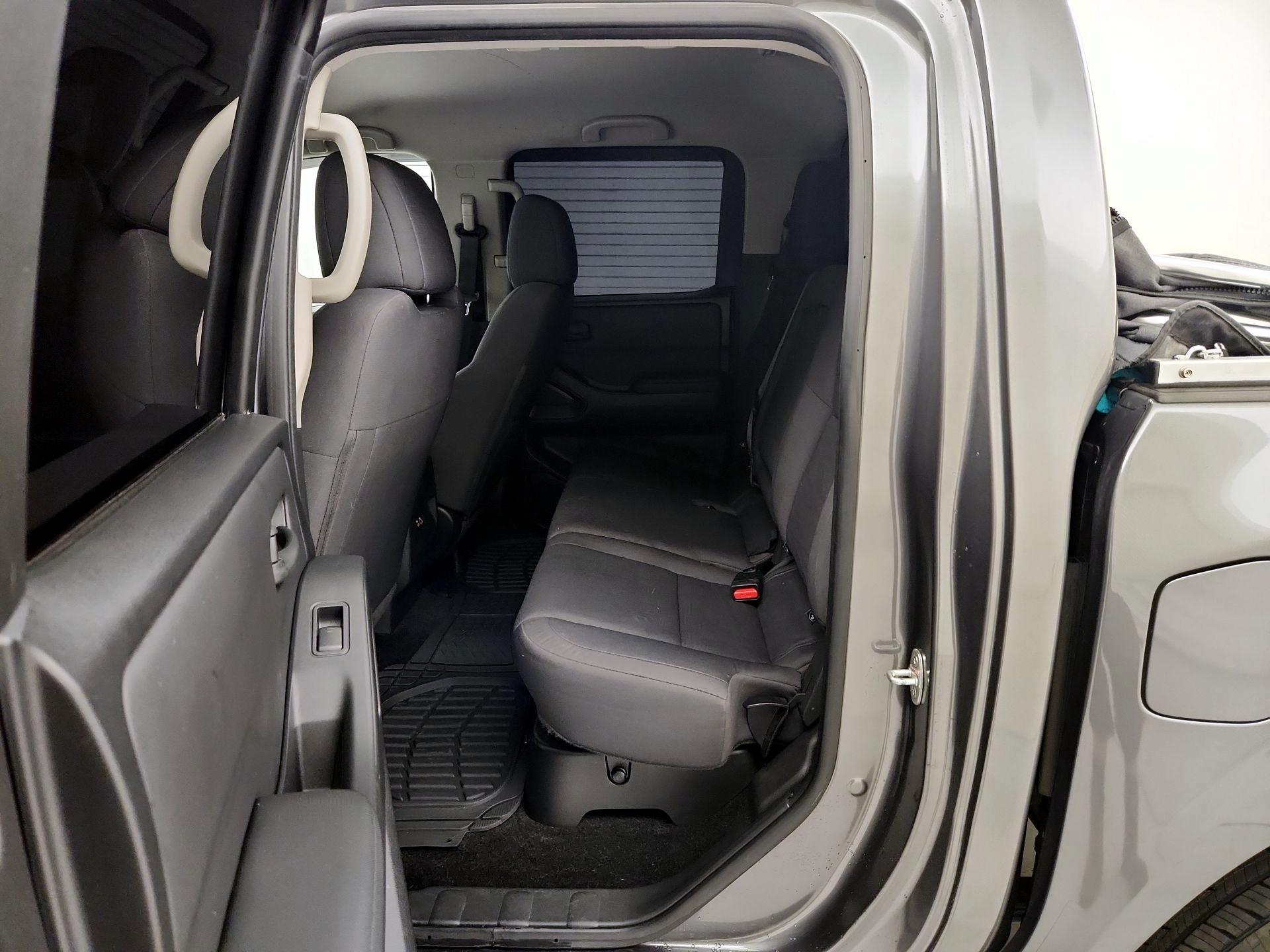 Thumbnail: 2022 Nissan Frontier - 19