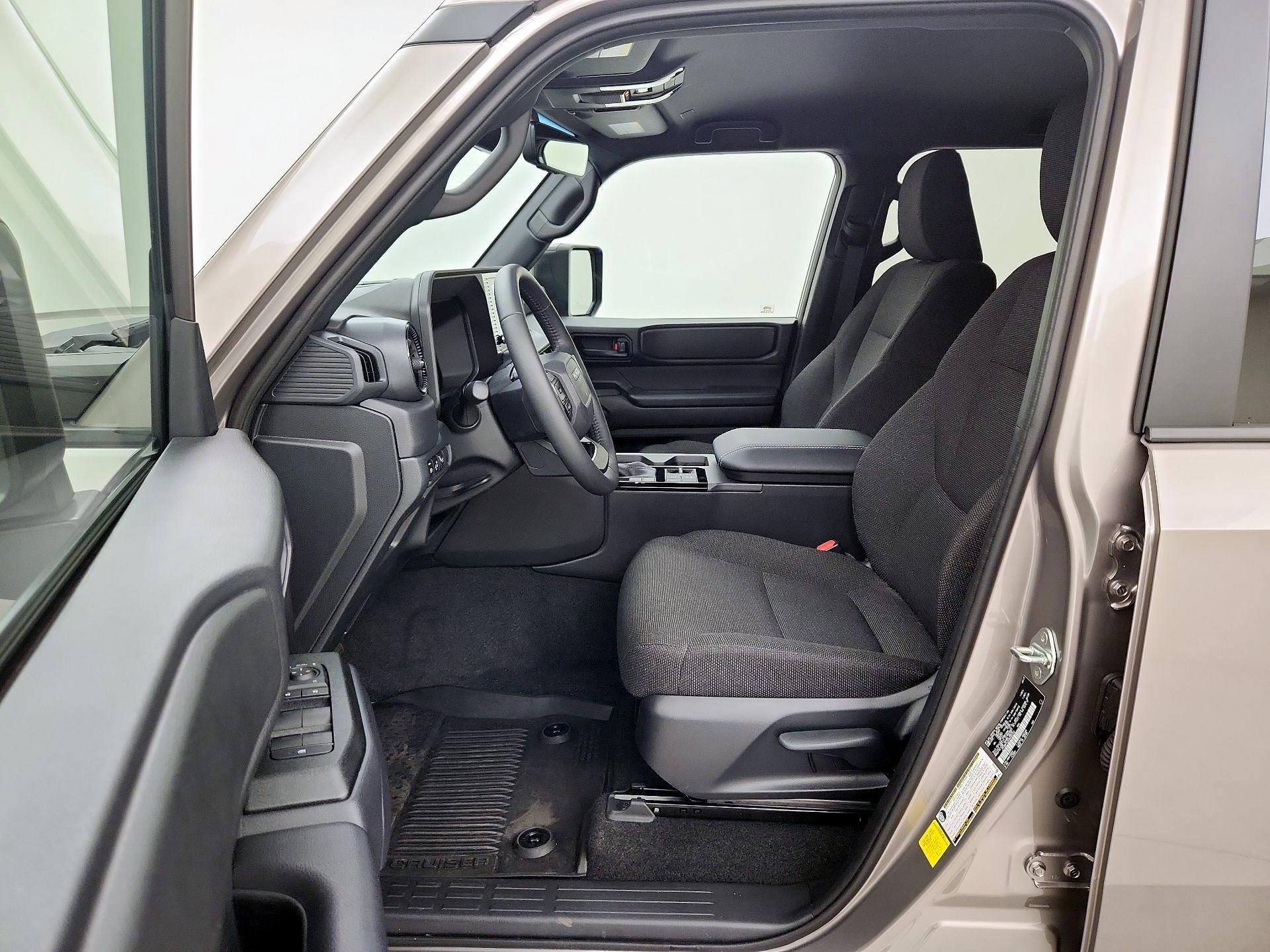 Thumbnail: 2025 Toyota Land Cruiser - 11