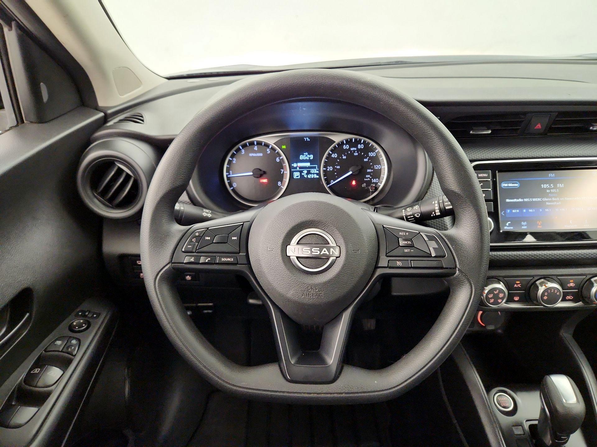 Thumbnail: 2023 Nissan Kicks - 10
