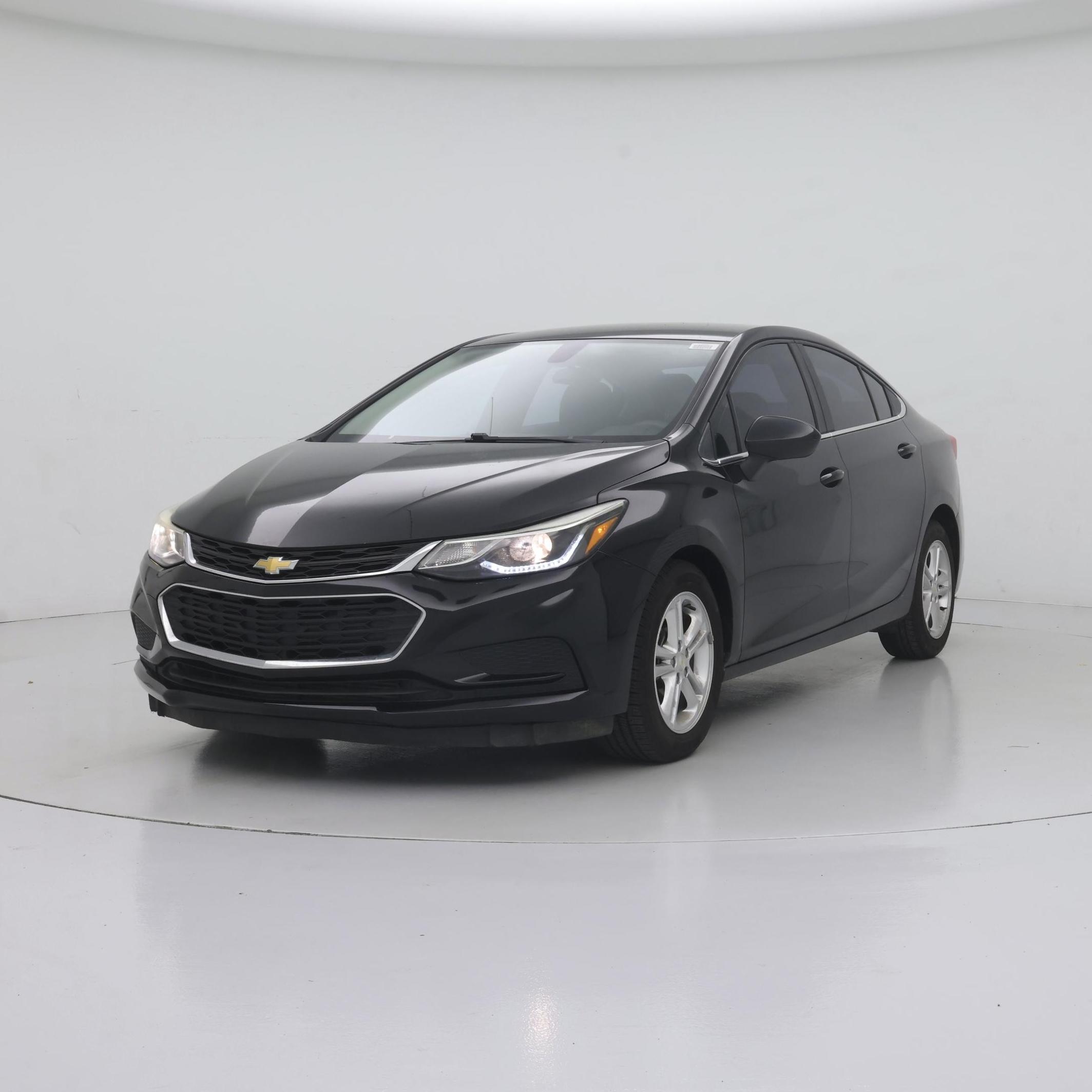Thumbnail: 2017 Chevrolet Cruze - 4