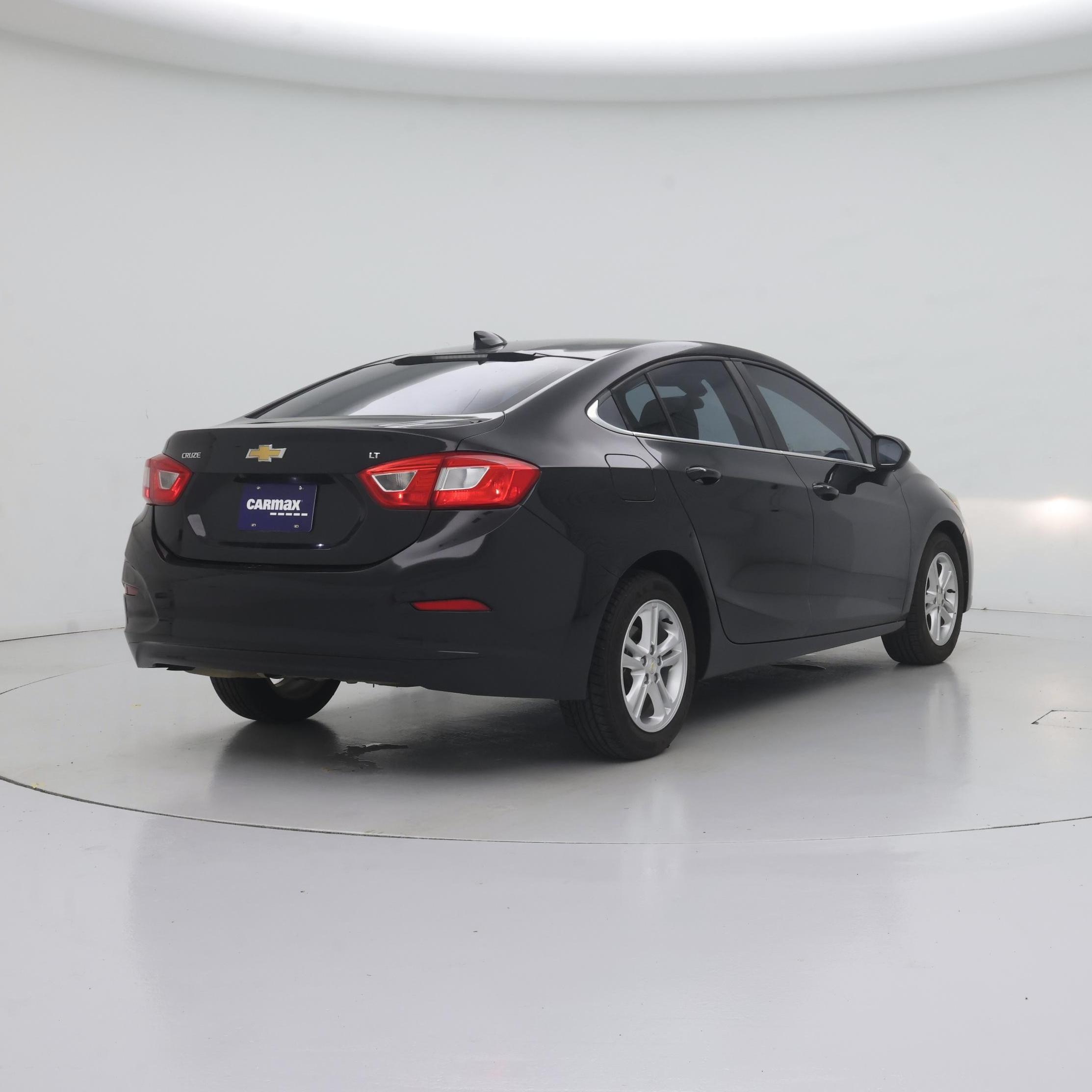 Thumbnail: 2017 Chevrolet Cruze - 8