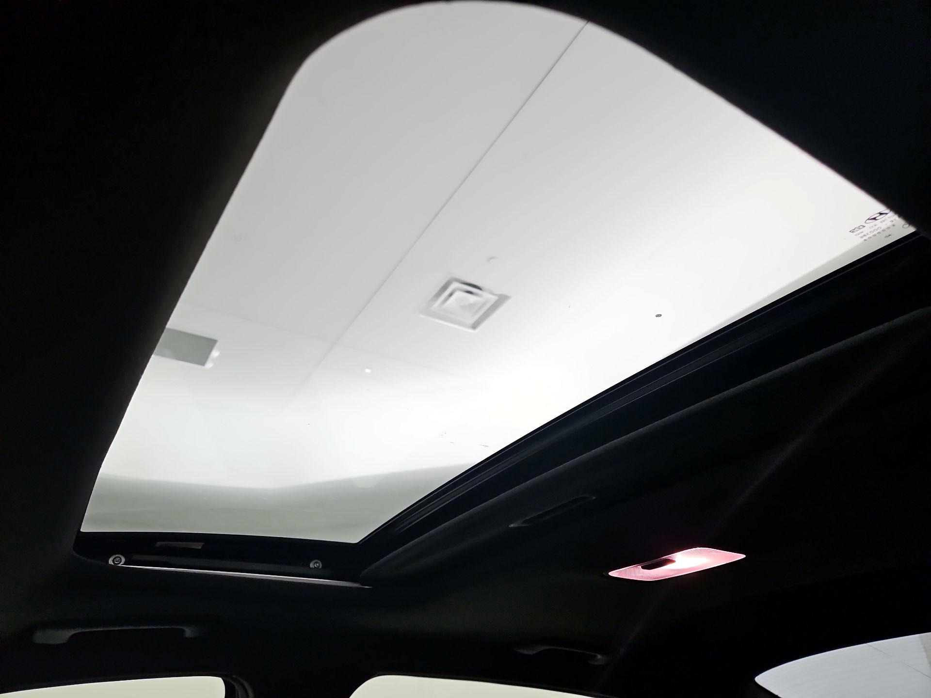 Thumbnail: 2022 Hyundai Elantra - 19