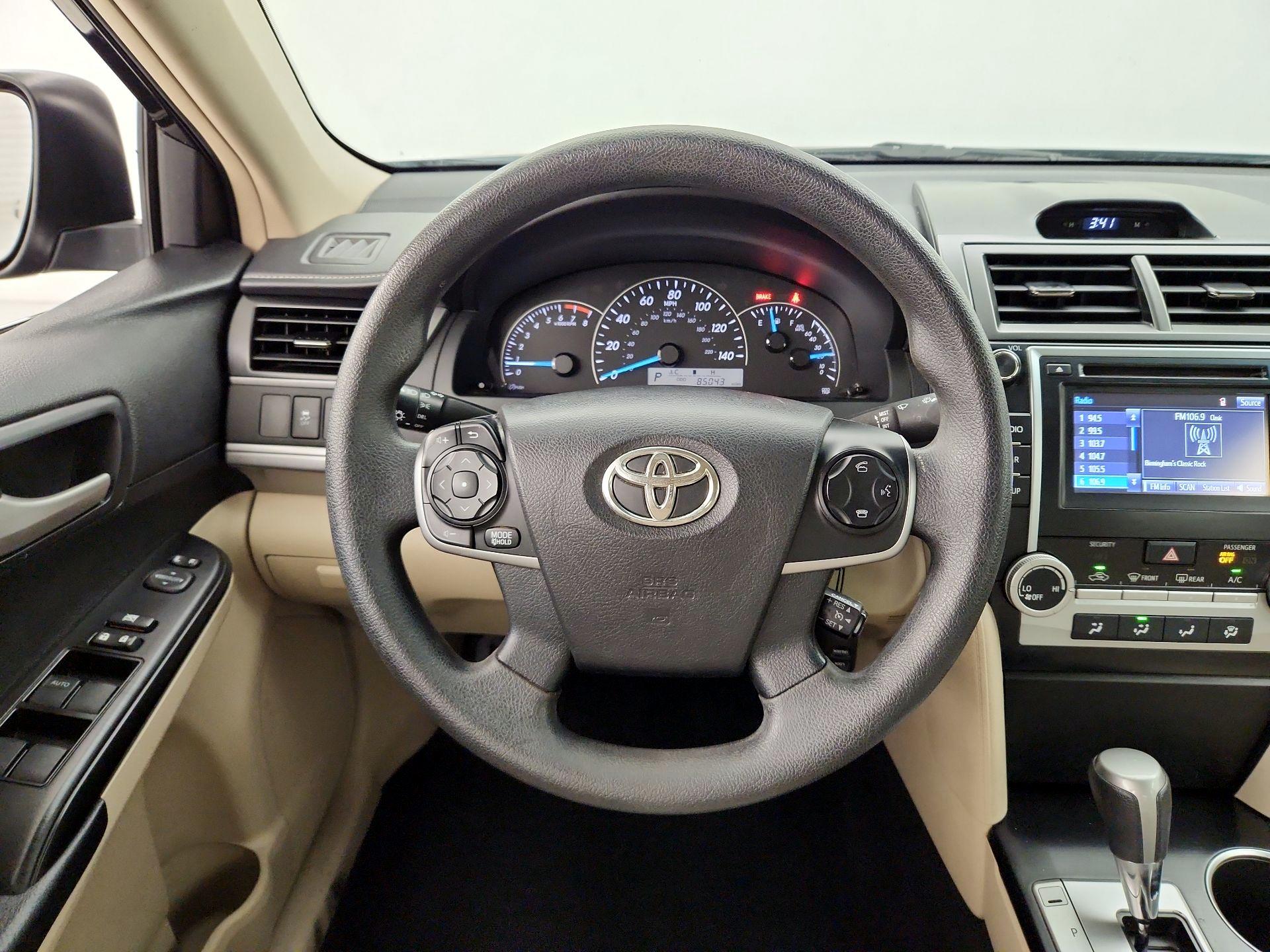Thumbnail: 2014 Toyota Camry - 10