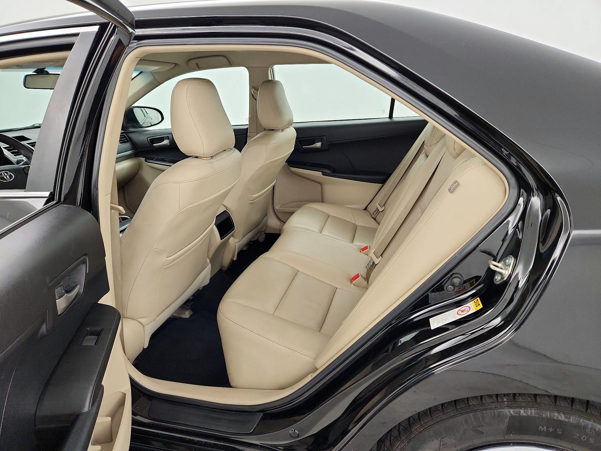Thumbnail: 2014 Toyota Camry - 19