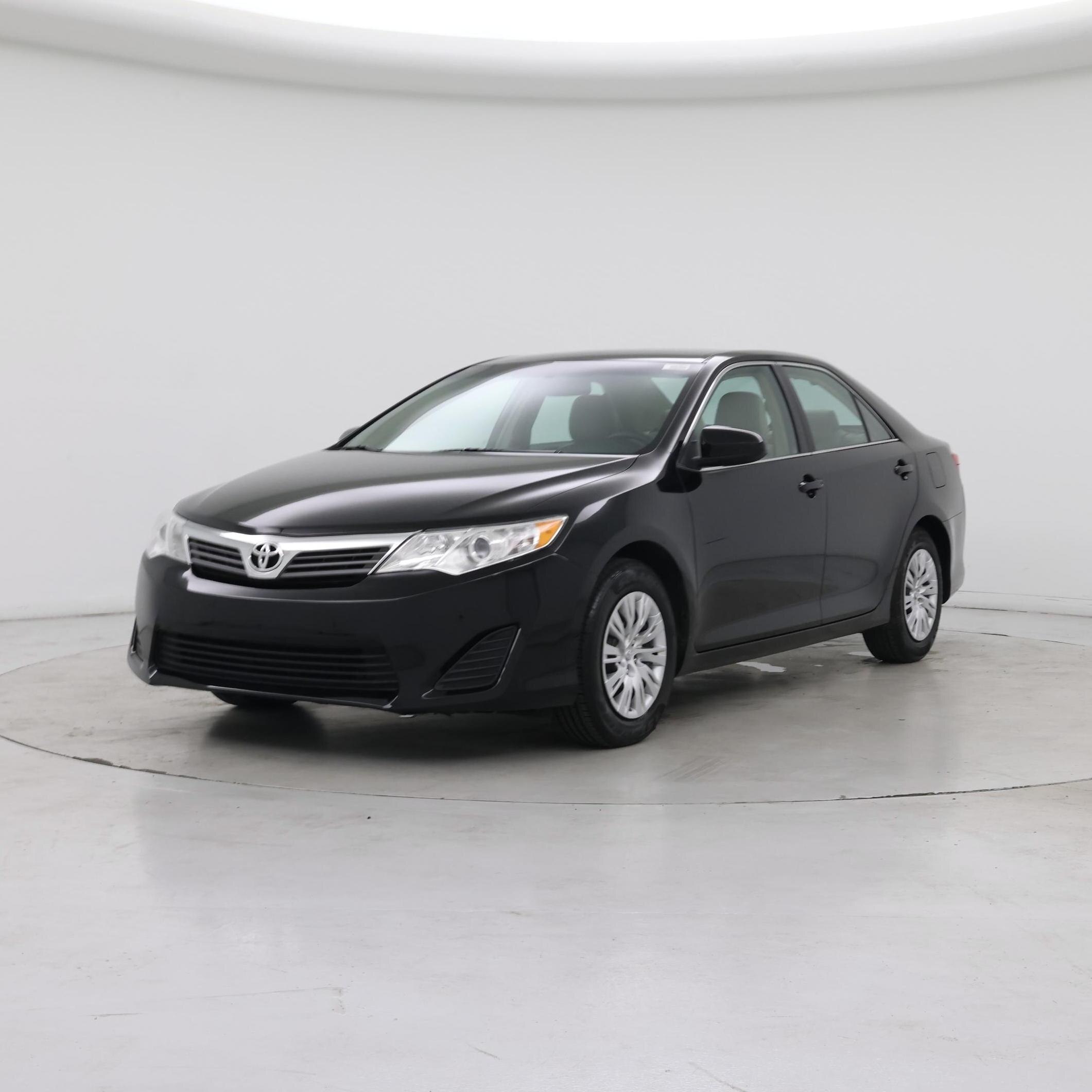 Thumbnail: 2014 Toyota Camry - 4