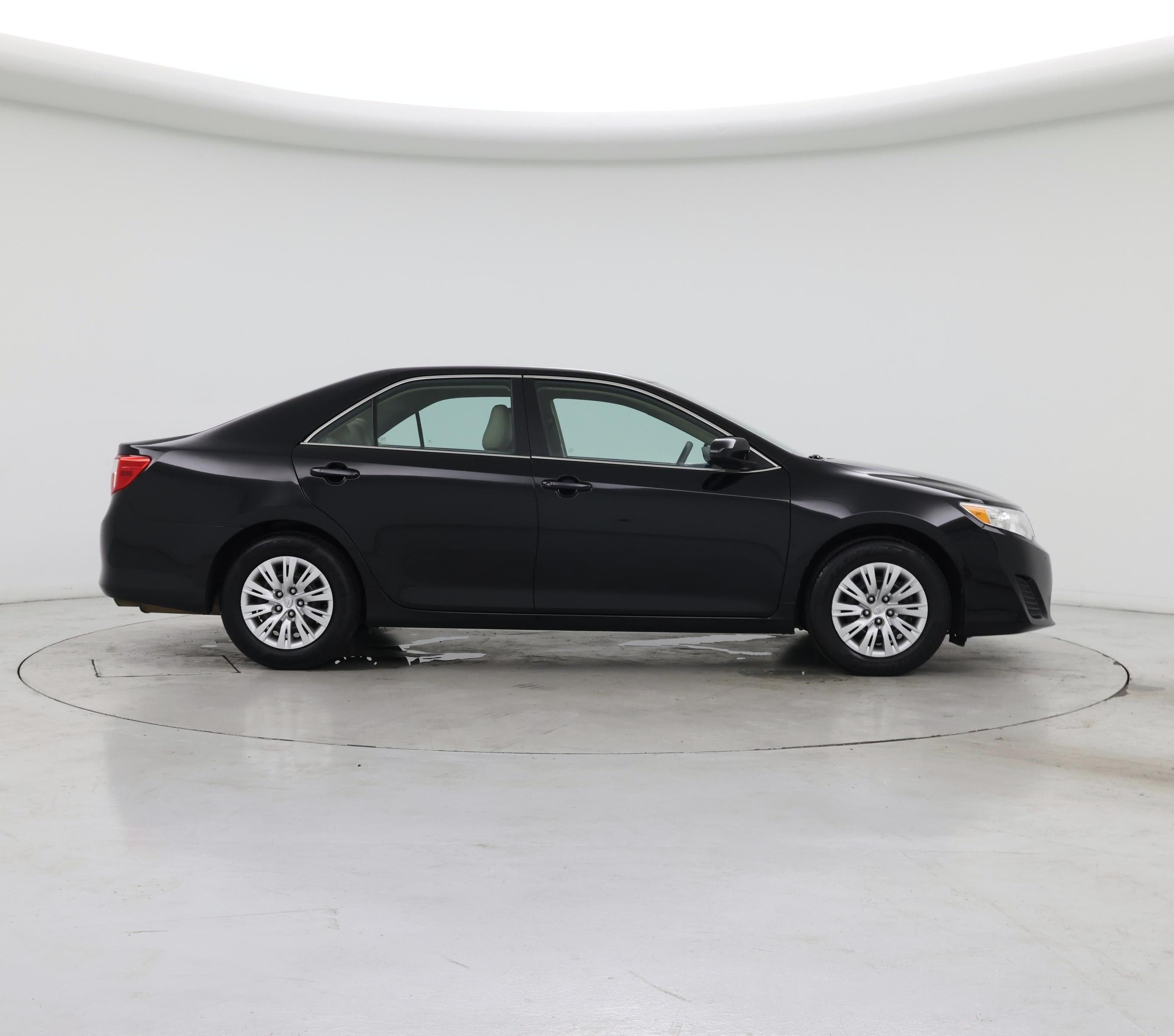 Thumbnail: 2014 Toyota Camry - 7