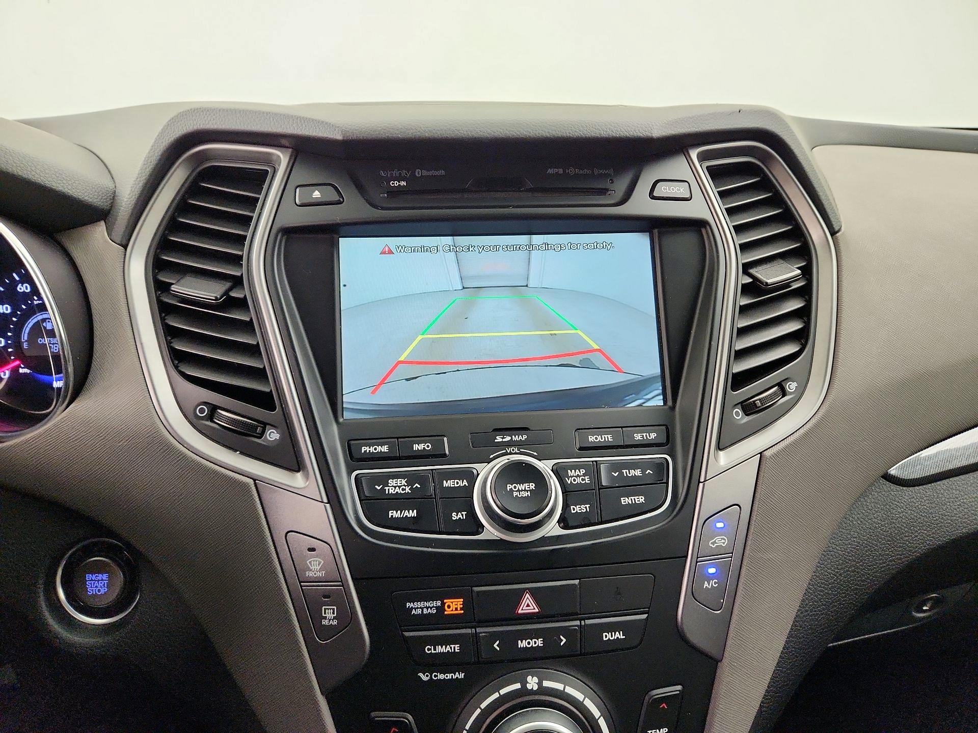 Thumbnail: 2016 Hyundai Santa Fe - 15
