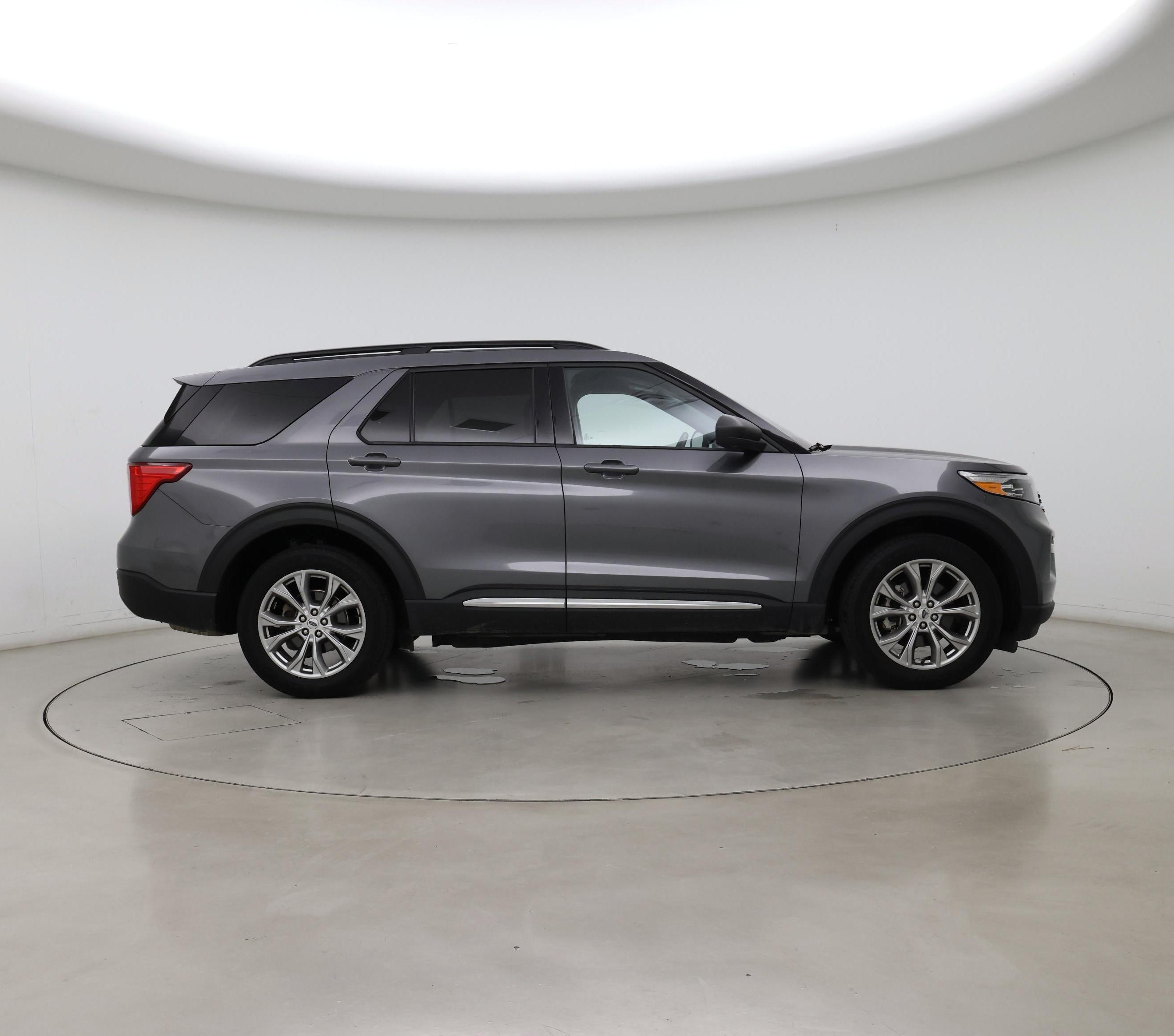 Thumbnail: 2021 Ford Explorer - 7