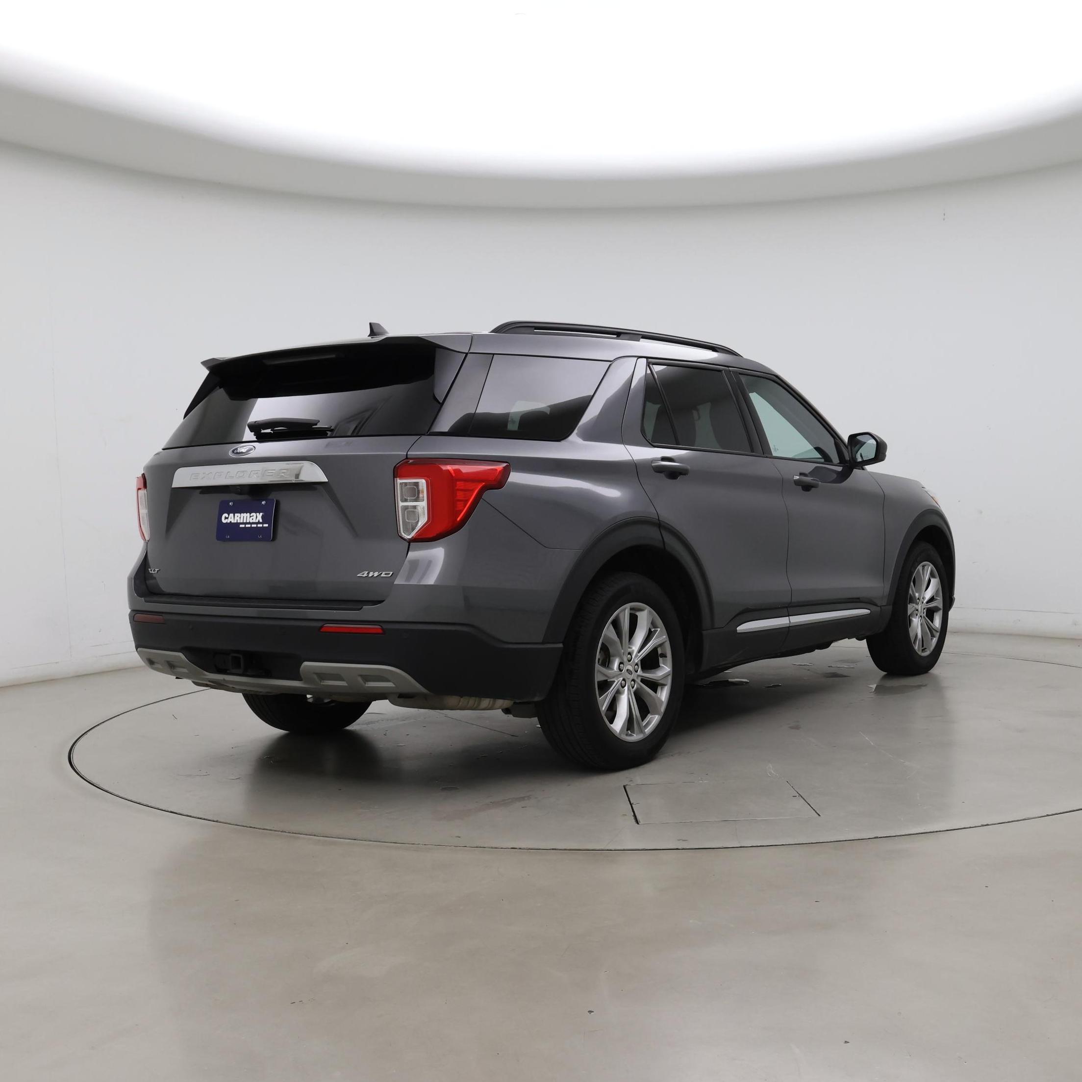 Thumbnail: 2021 Ford Explorer - 8