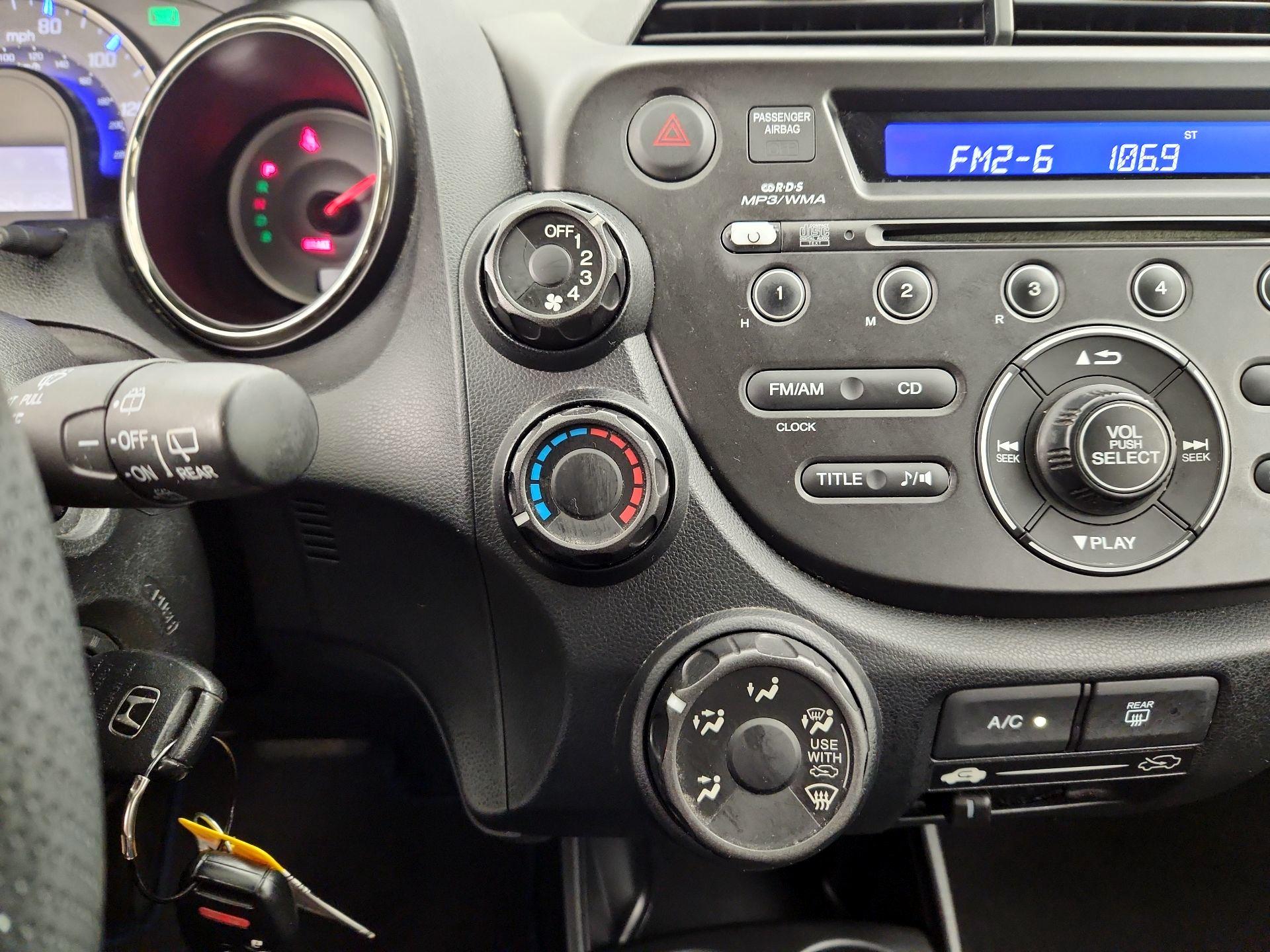 Thumbnail: 2013 Honda Fit - 15