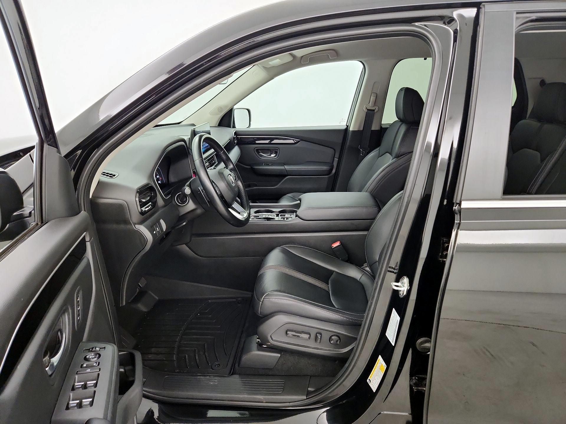 Thumbnail: 2023 Honda Pilot - 11