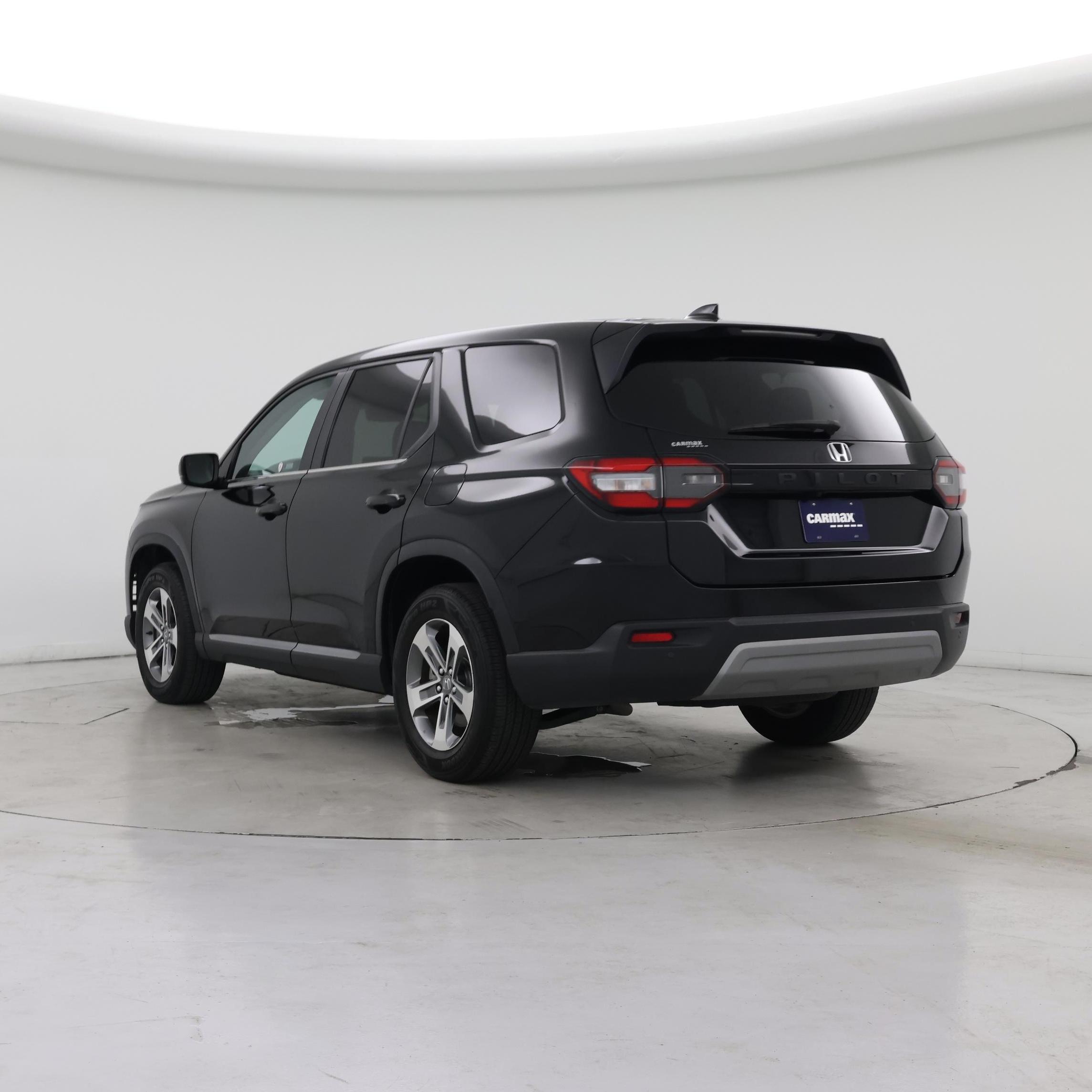 Thumbnail: 2023 Honda Pilot - 2