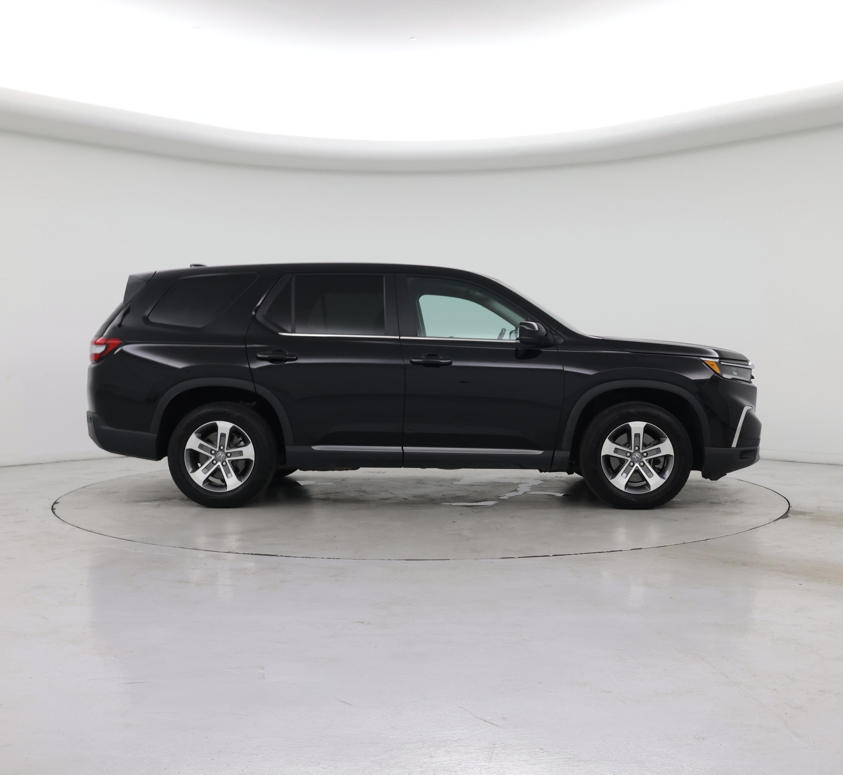 Thumbnail: 2023 Honda Pilot - 7