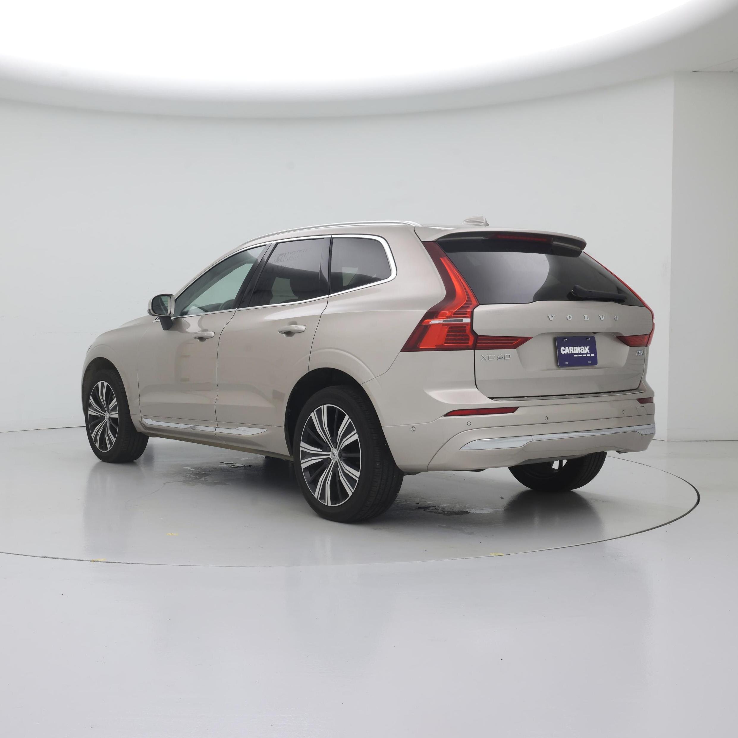 Thumbnail: 2023 Volvo XC60 - 2