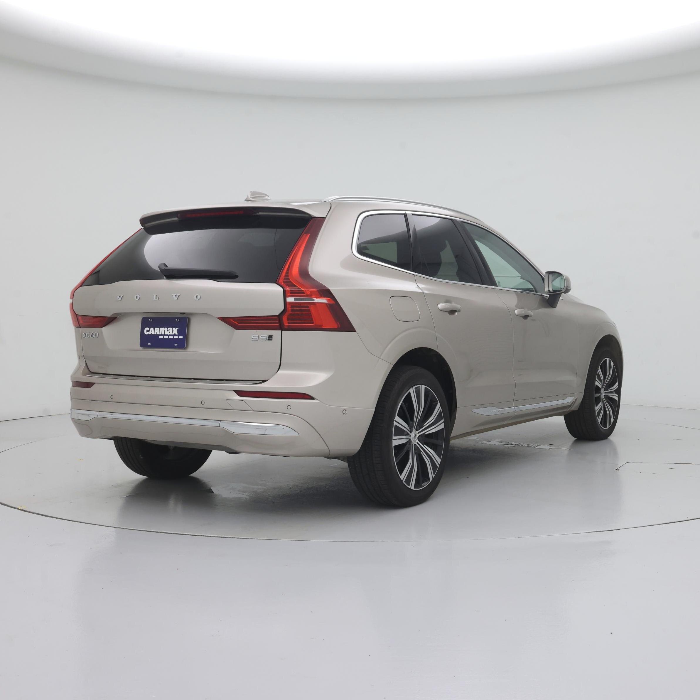 Thumbnail: 2023 Volvo XC60 - 8