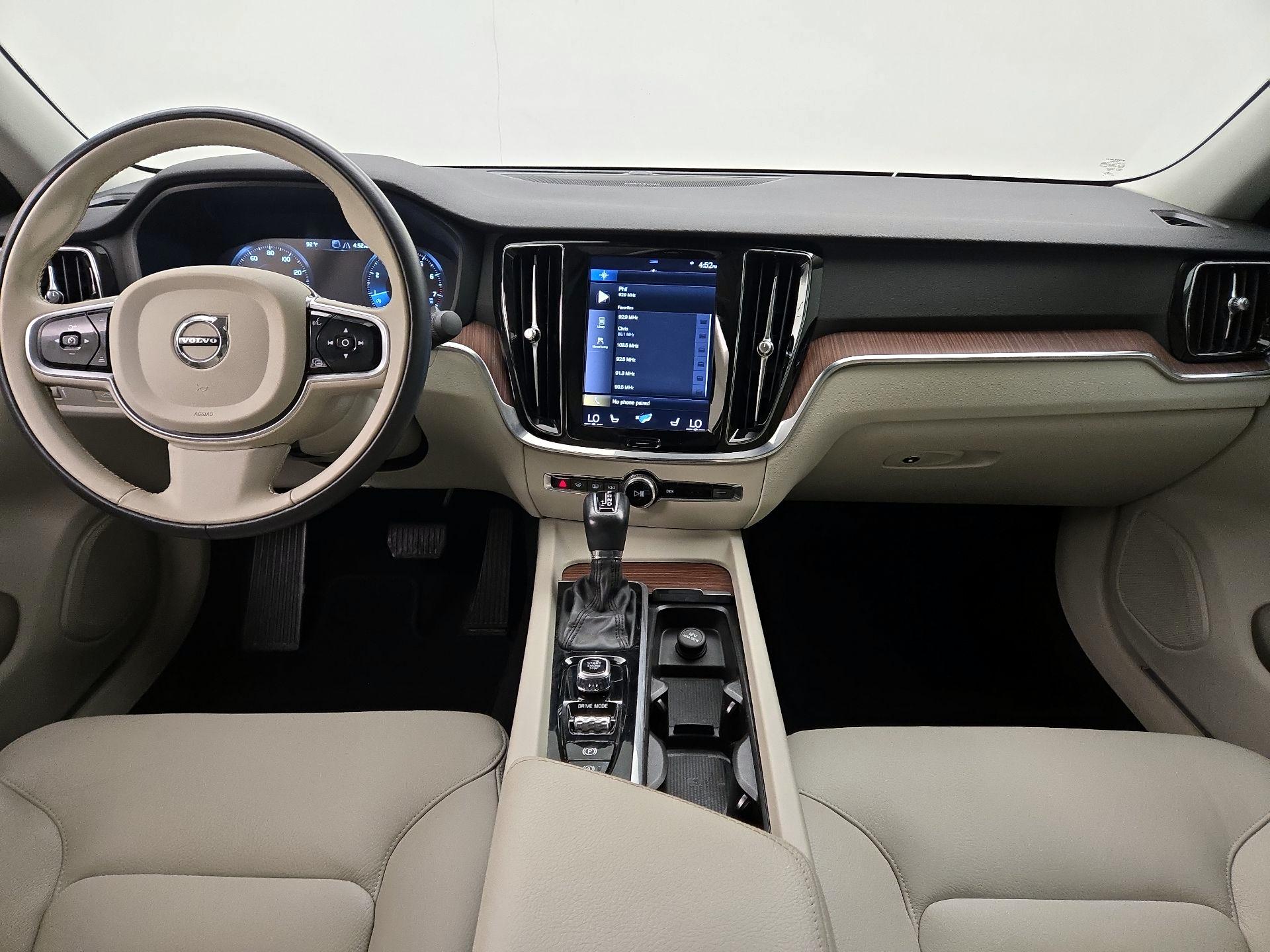 Thumbnail: 2020 Volvo S60 - 9