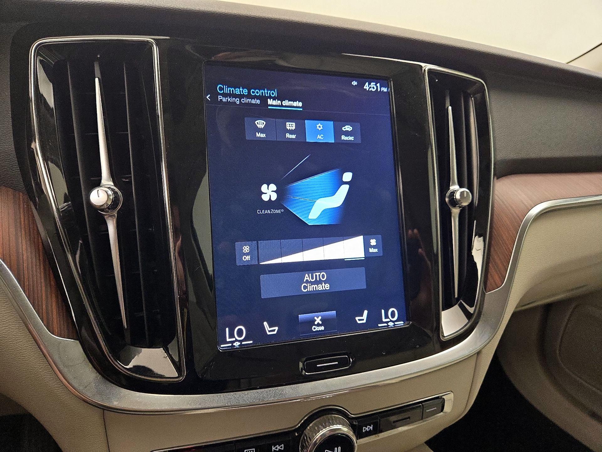 Thumbnail: 2020 Volvo S60 - 16