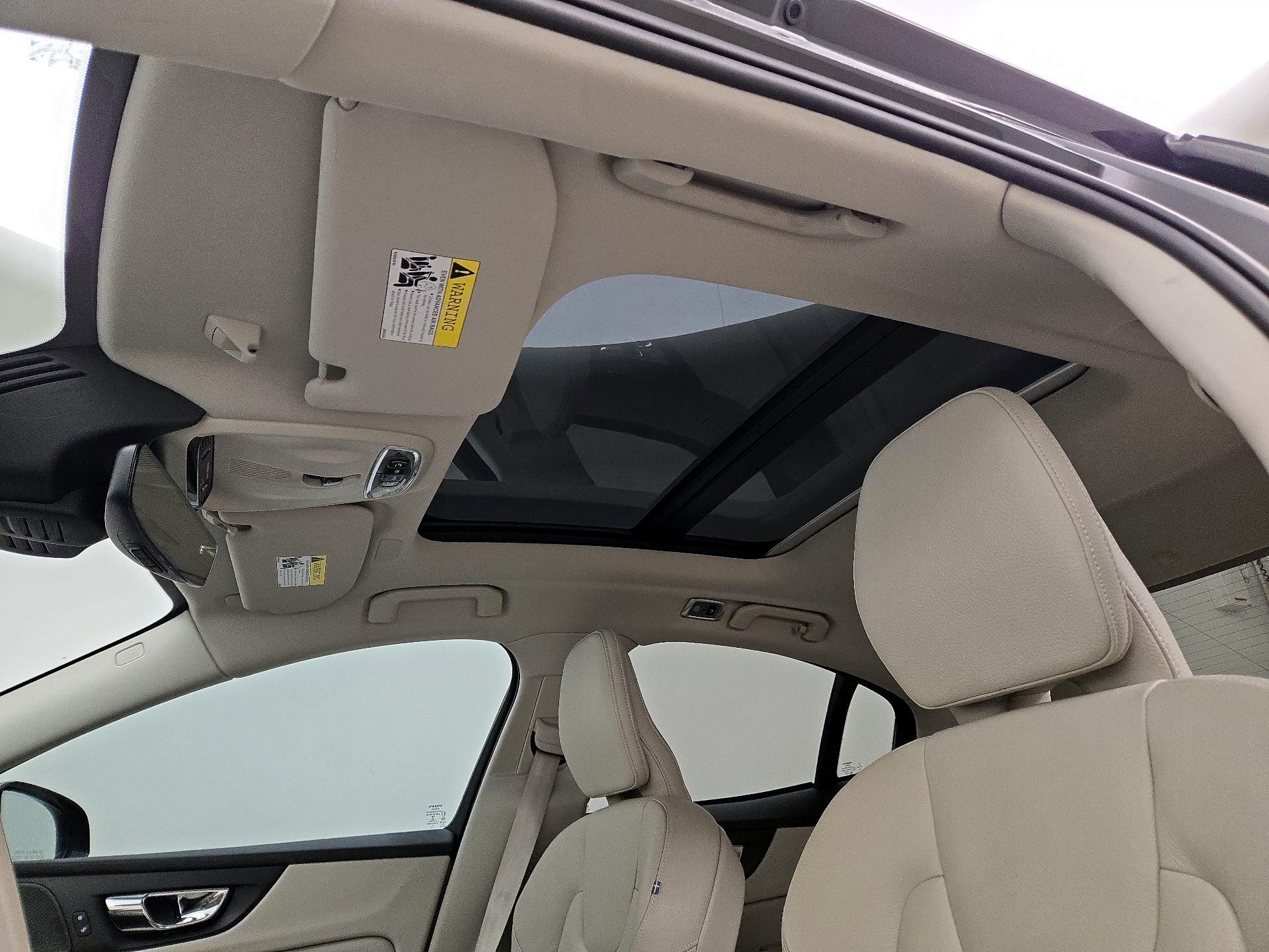 Thumbnail: 2020 Volvo S60 - 19