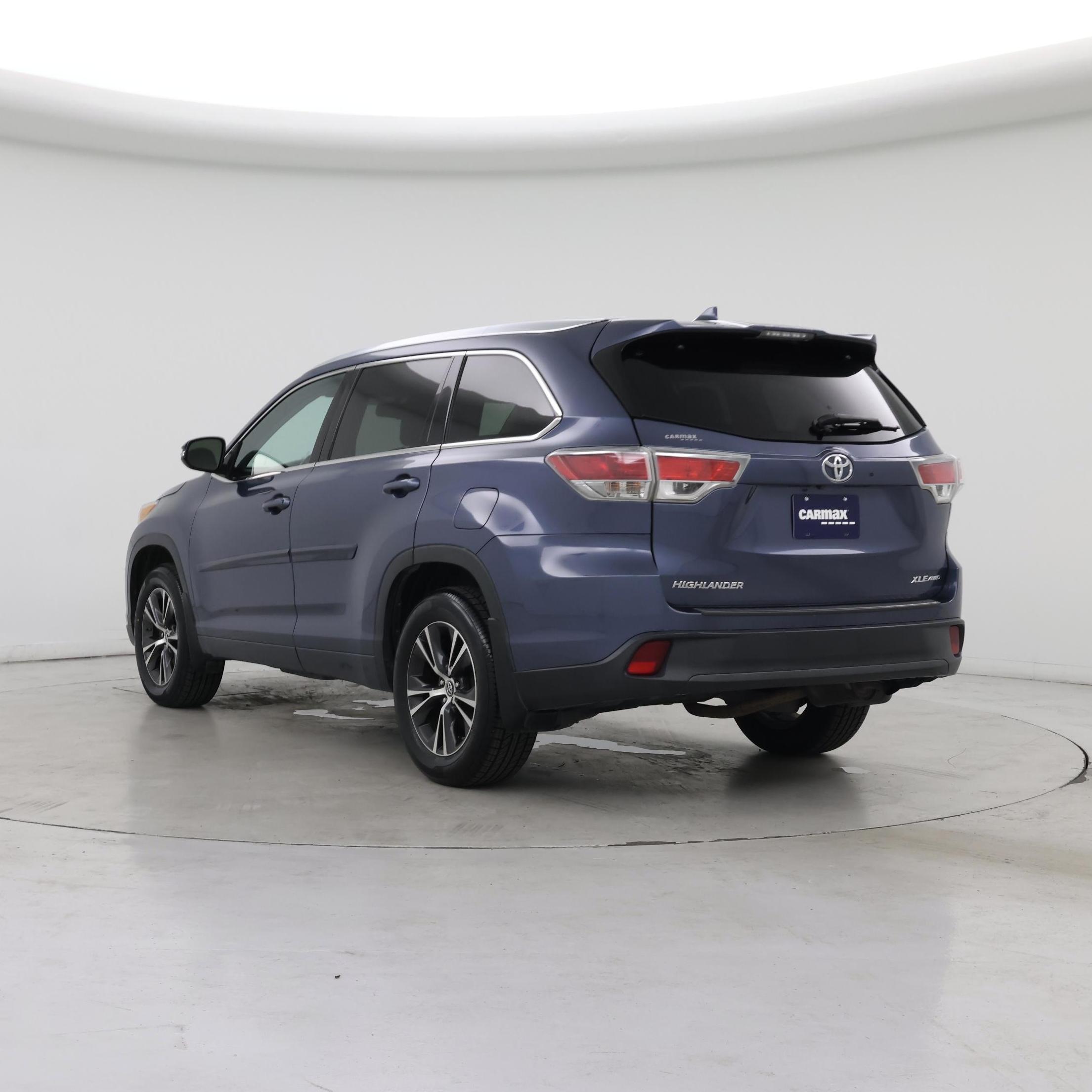 Thumbnail: 2016 Toyota Highlander - 2