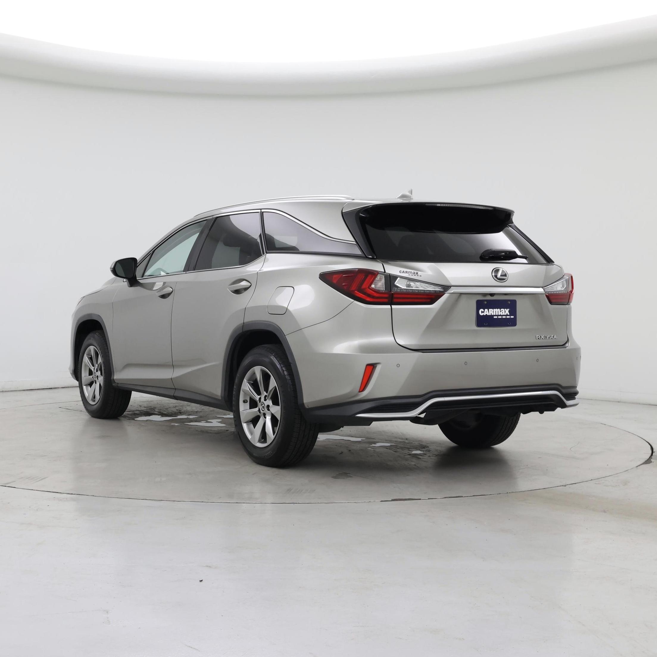 Thumbnail: 2018 Lexus RX - 2