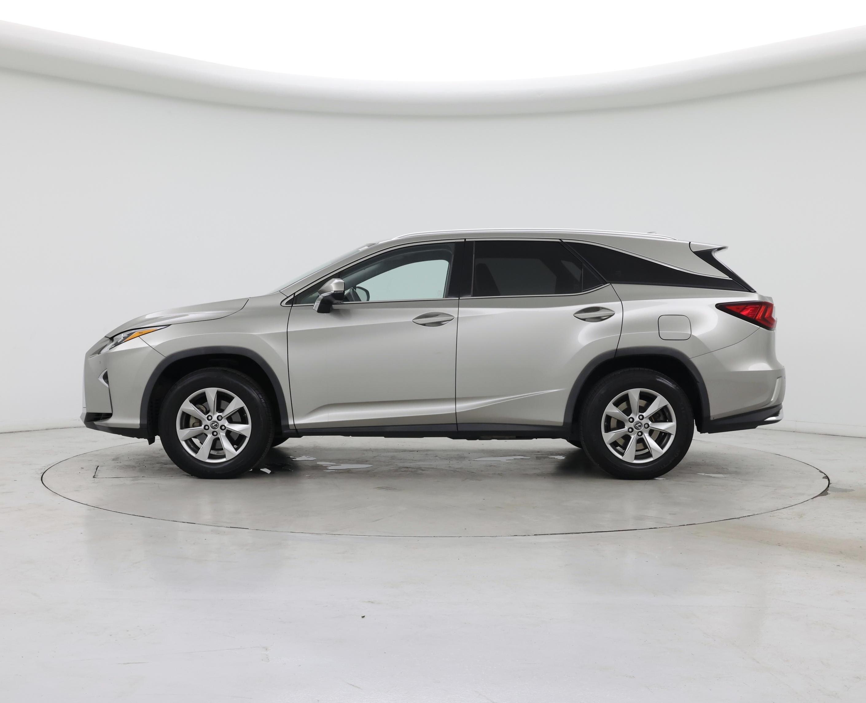 Thumbnail: 2018 Lexus RX - 3