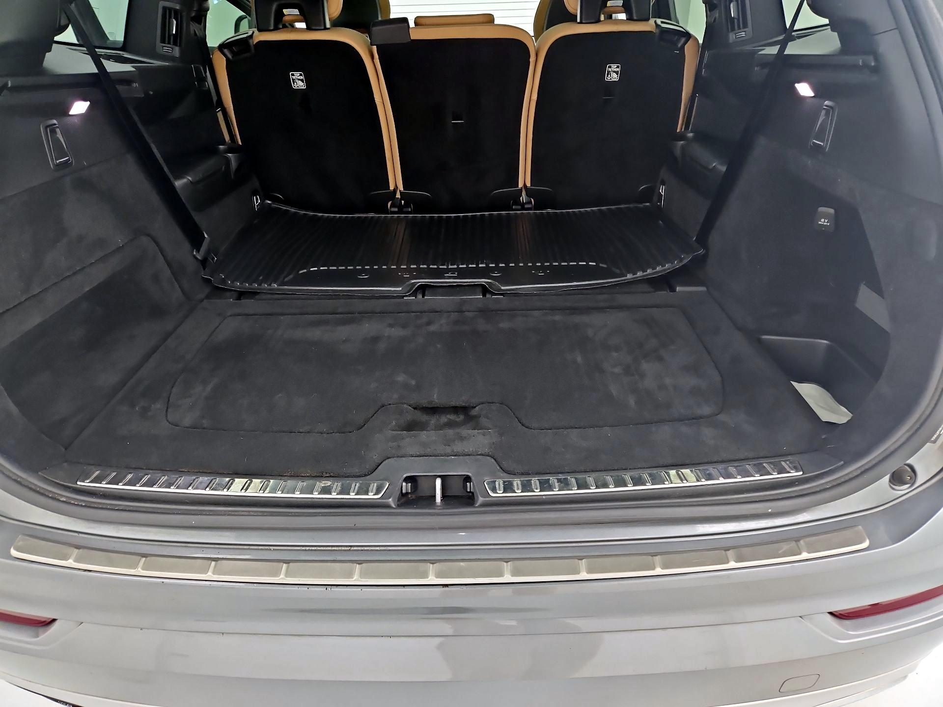 Thumbnail: 2017 Volvo XC90 - 20